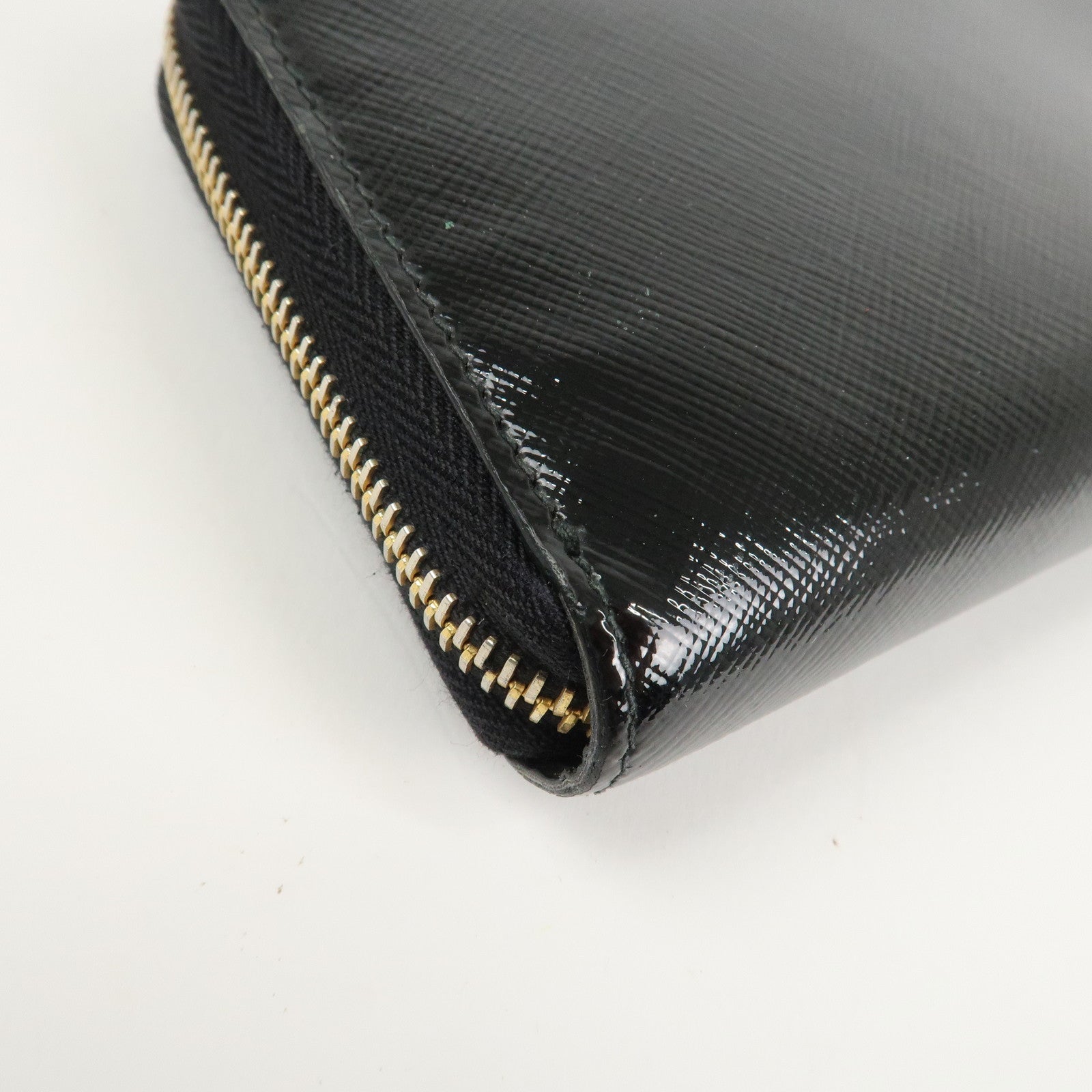 PRADA Logo Saffiano Vernis Leather Round Zipper Long Wallet 1ML506 Used