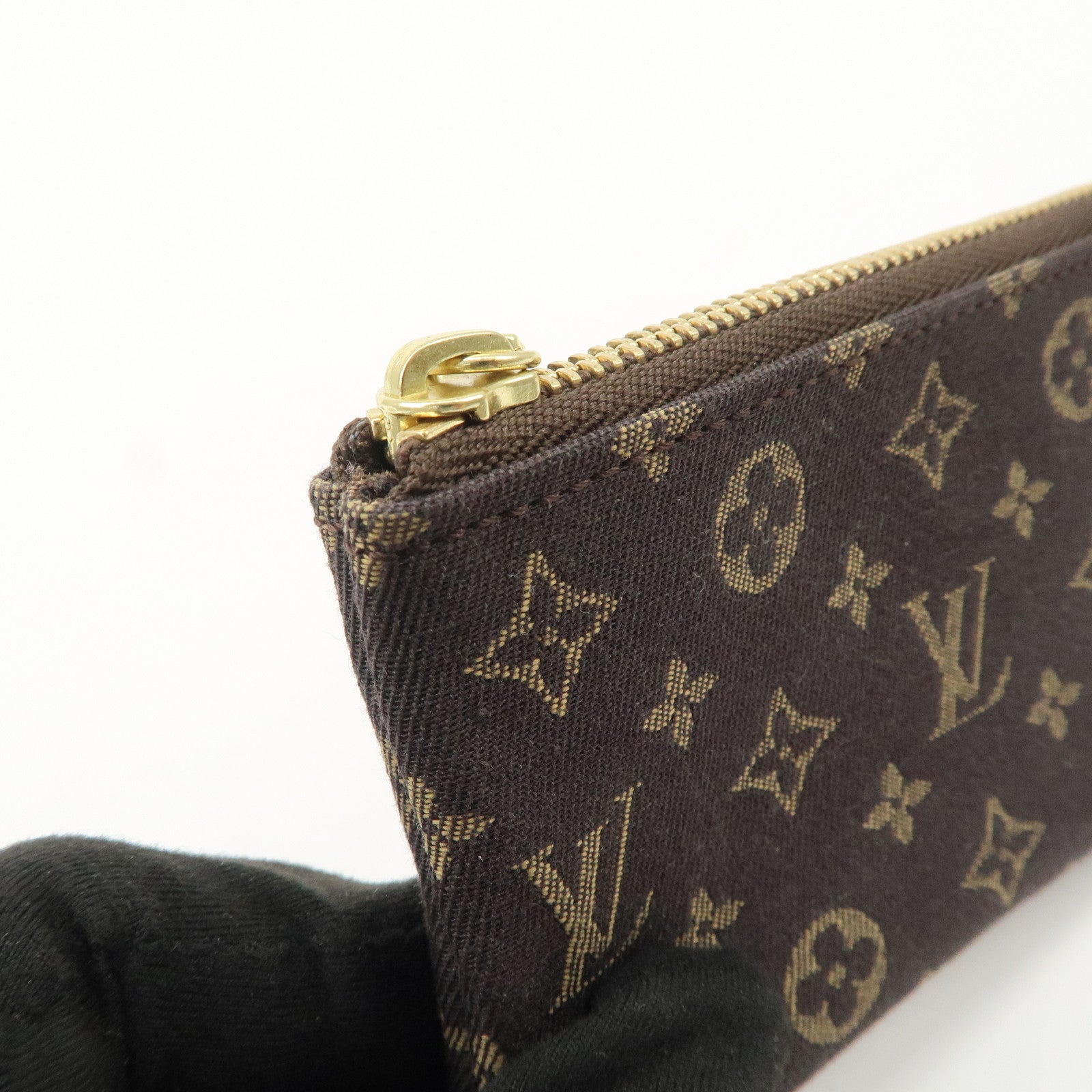 Louis Vuitton Monogram Mini Lin Pochette Cles Coin Case M95230