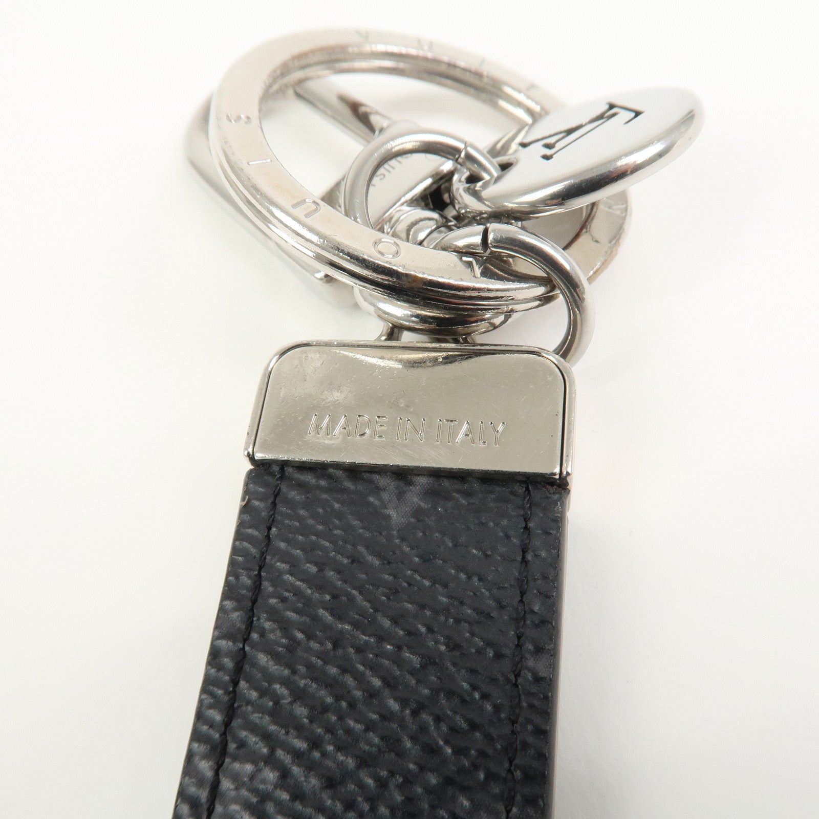 Louis Vuitton Monogram Eclipse Reverse Neo LV Club Bag Charm M01526