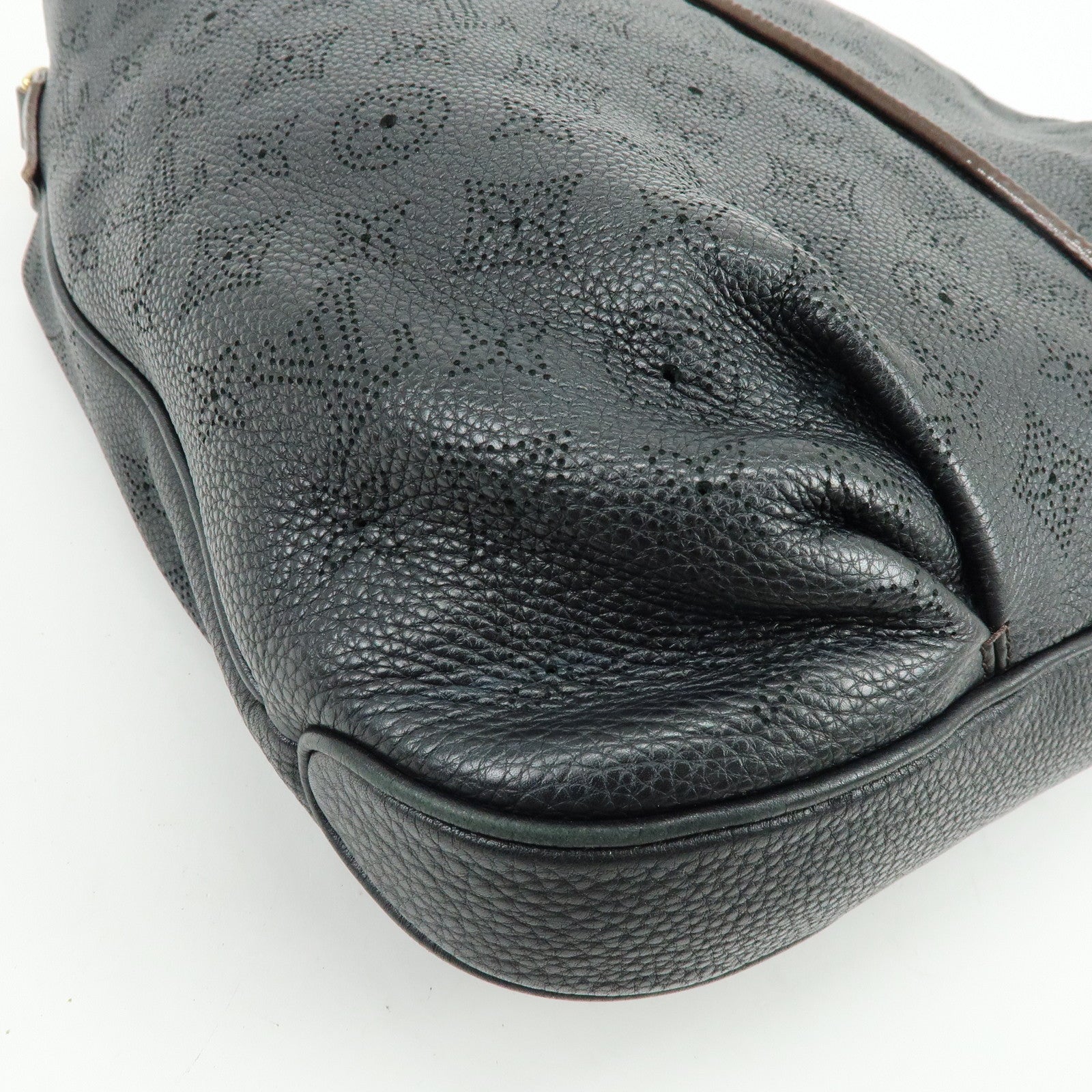 Louis Vuitton Monogram Mahina Selene MM 2Way Hand Bag Noir M93987