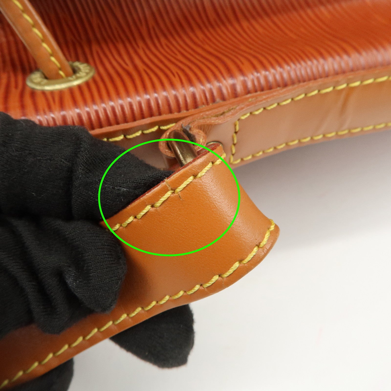 Louis Vuitton Epi Noe Shoulder Bag Zipang Gold Kenya Brown M44028