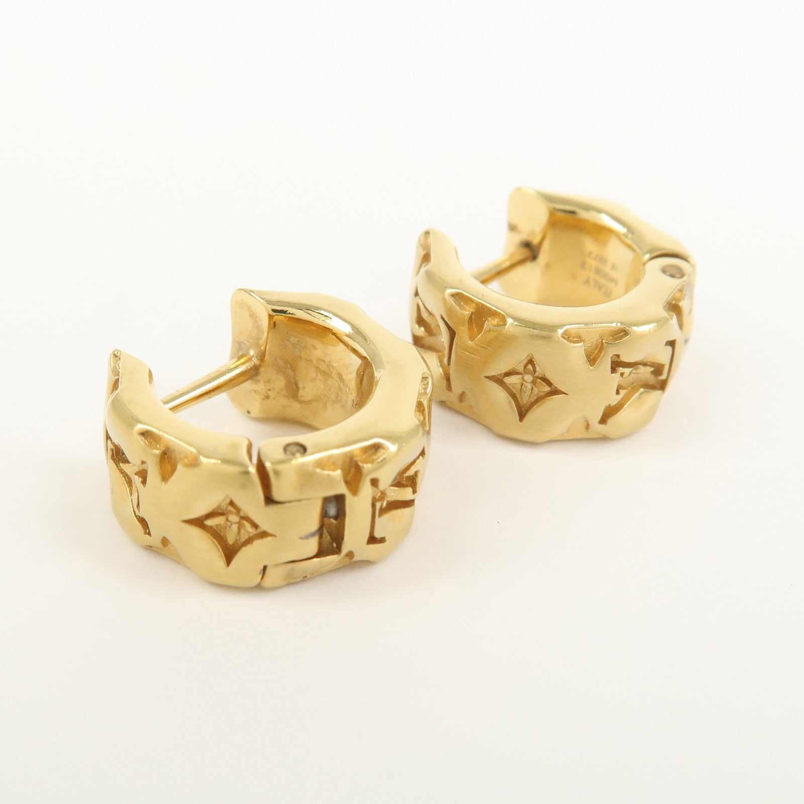 Louis Vuitton LV Logo Metal Earrings Gold M00812