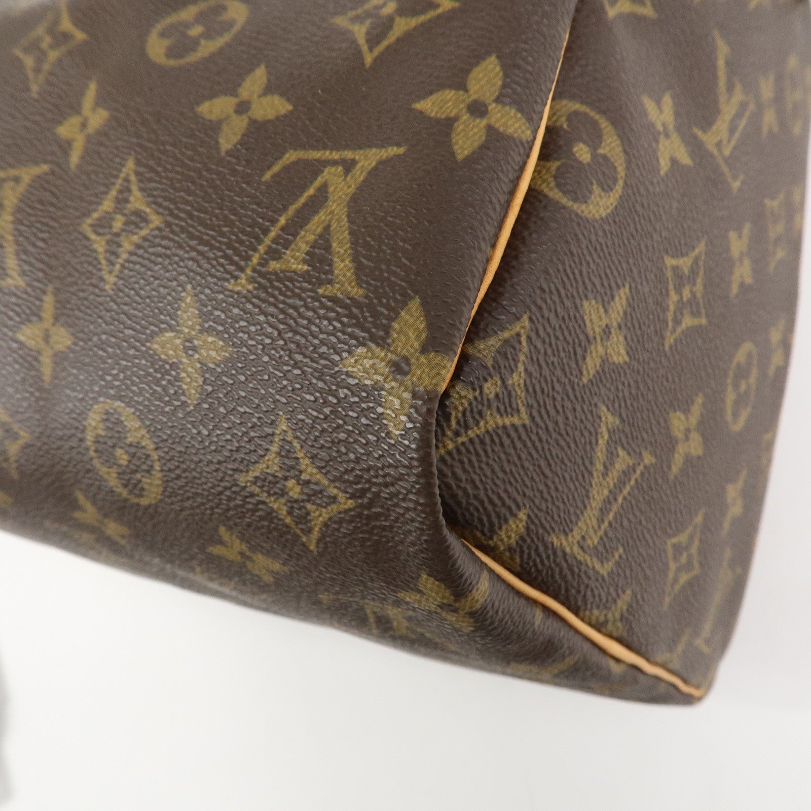 Louis Vuitton Monogram Canvas Speedy 30 Hand Bag Brown M41526