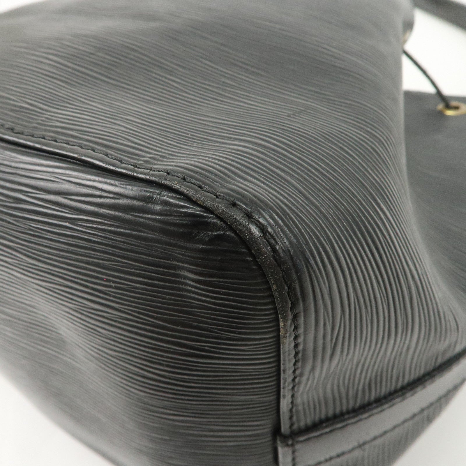 Louis Vuitton Epi Petit Noe Shoulder Bag Noir Black M59012