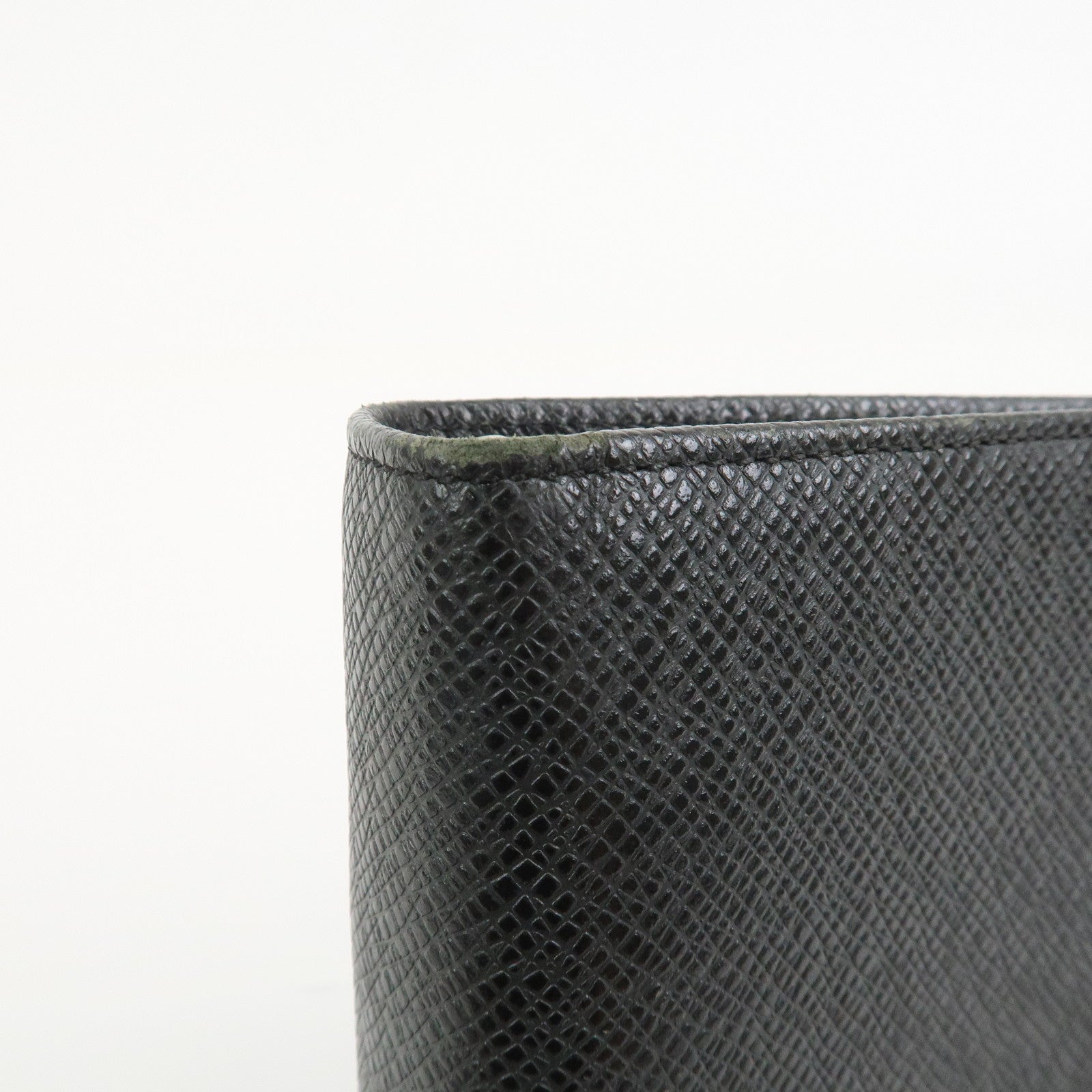 Louis Vuitton Taiga Leather Agenda MM Planner Cover Ardoise R20222