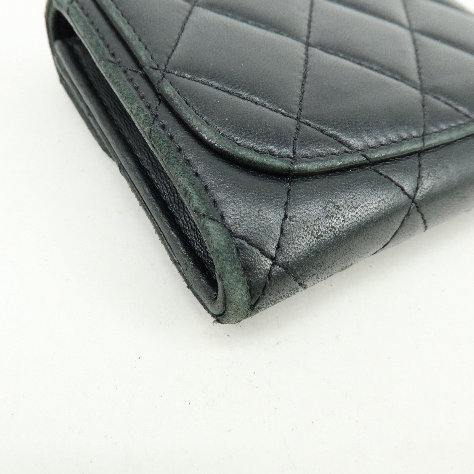 CHANEL COCO Mark Lambskin Matelasse Compact Wallet Black
