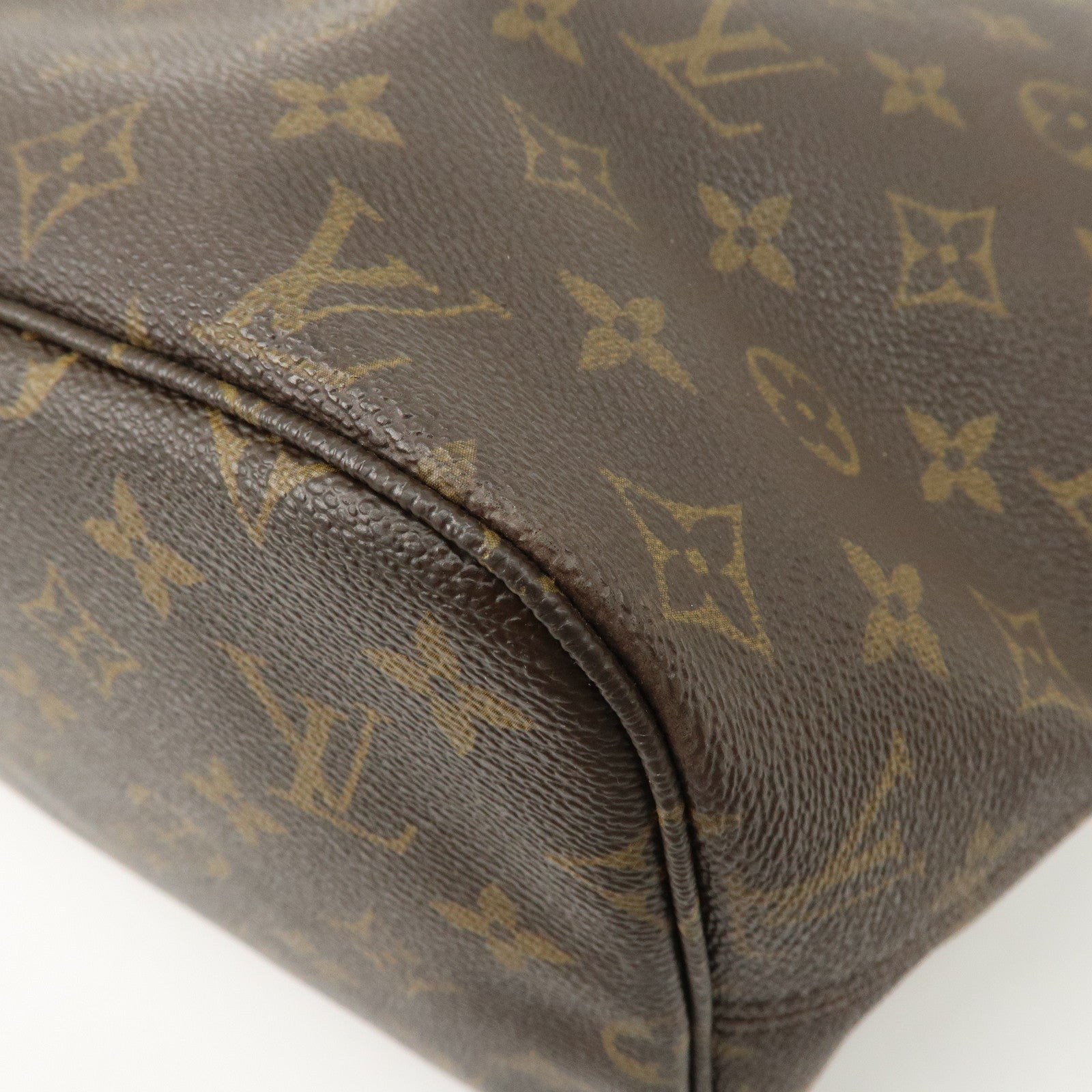 Louis Vuitton Monogram Neverfull MM Tote Bag Brown M40156