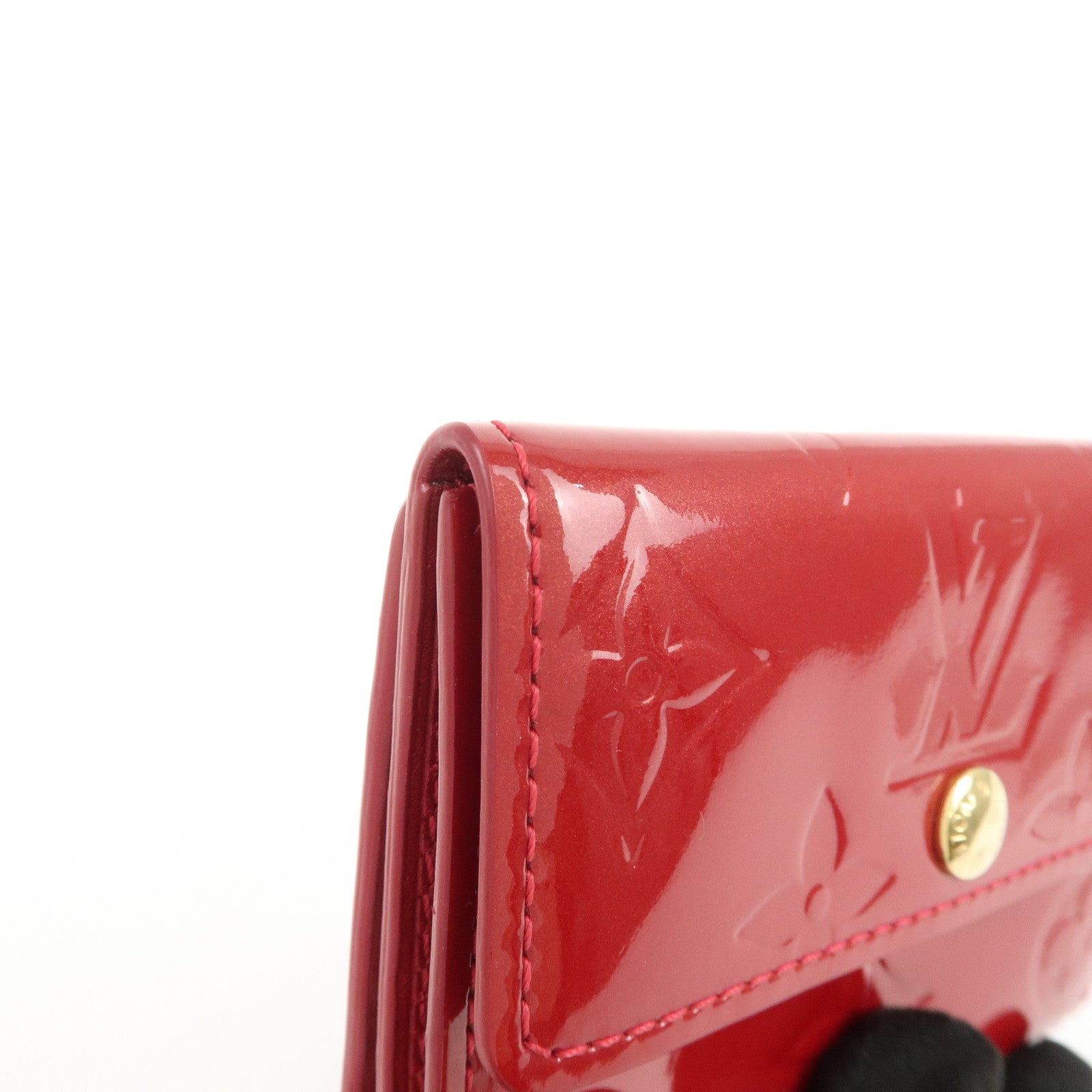 Louis Vuitton Monogram Vernis Ludlow Coin Case Pomme d'Amour M91978