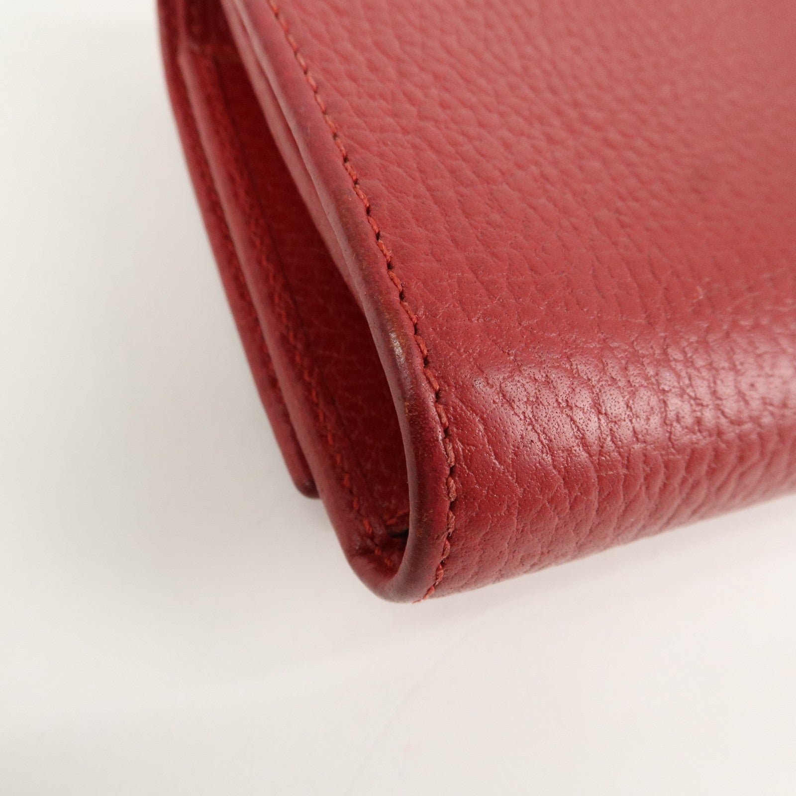 GUCCI GG Marmont Leather Mudium Compact Wallet Red 598587