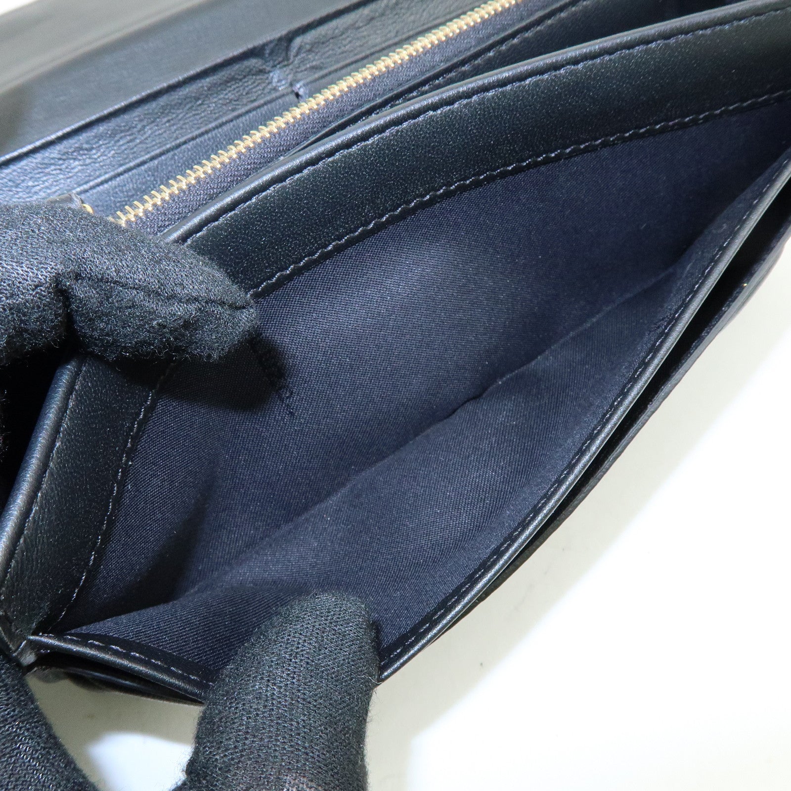 FENDI Zucca Leather Continental Long Wallet Black 8M0251