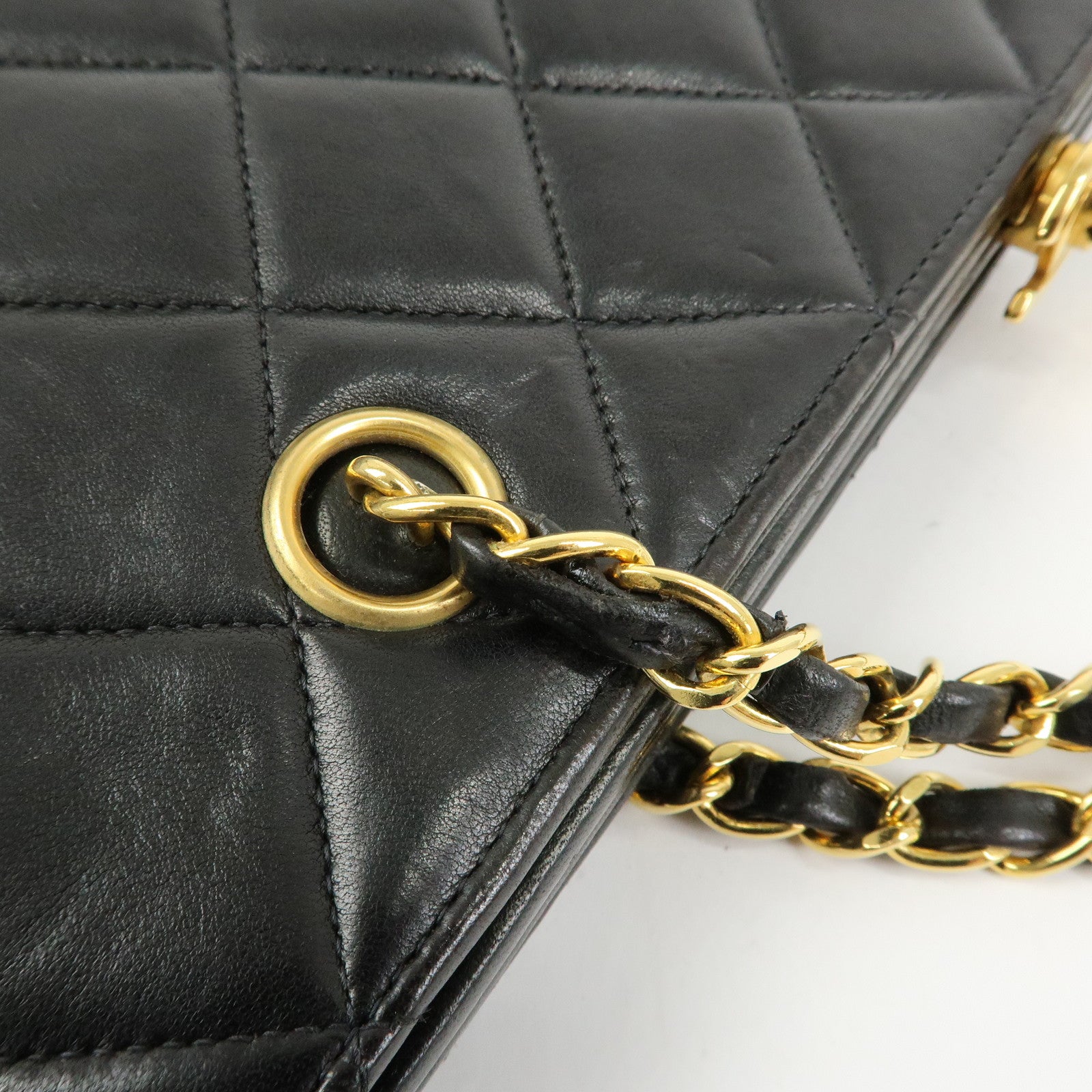CHANEL Matelasse Lamb Skin Chain Kiss Lock Shoulder Bag Black Gold