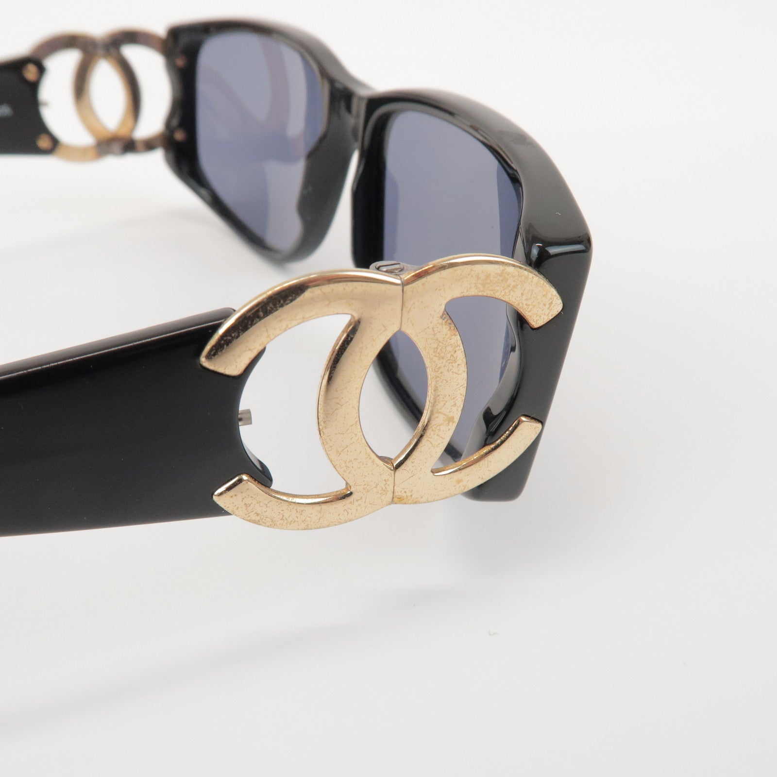 CHANEL COCO Mark Plastic Sunglasses Black Gold 02461 94305