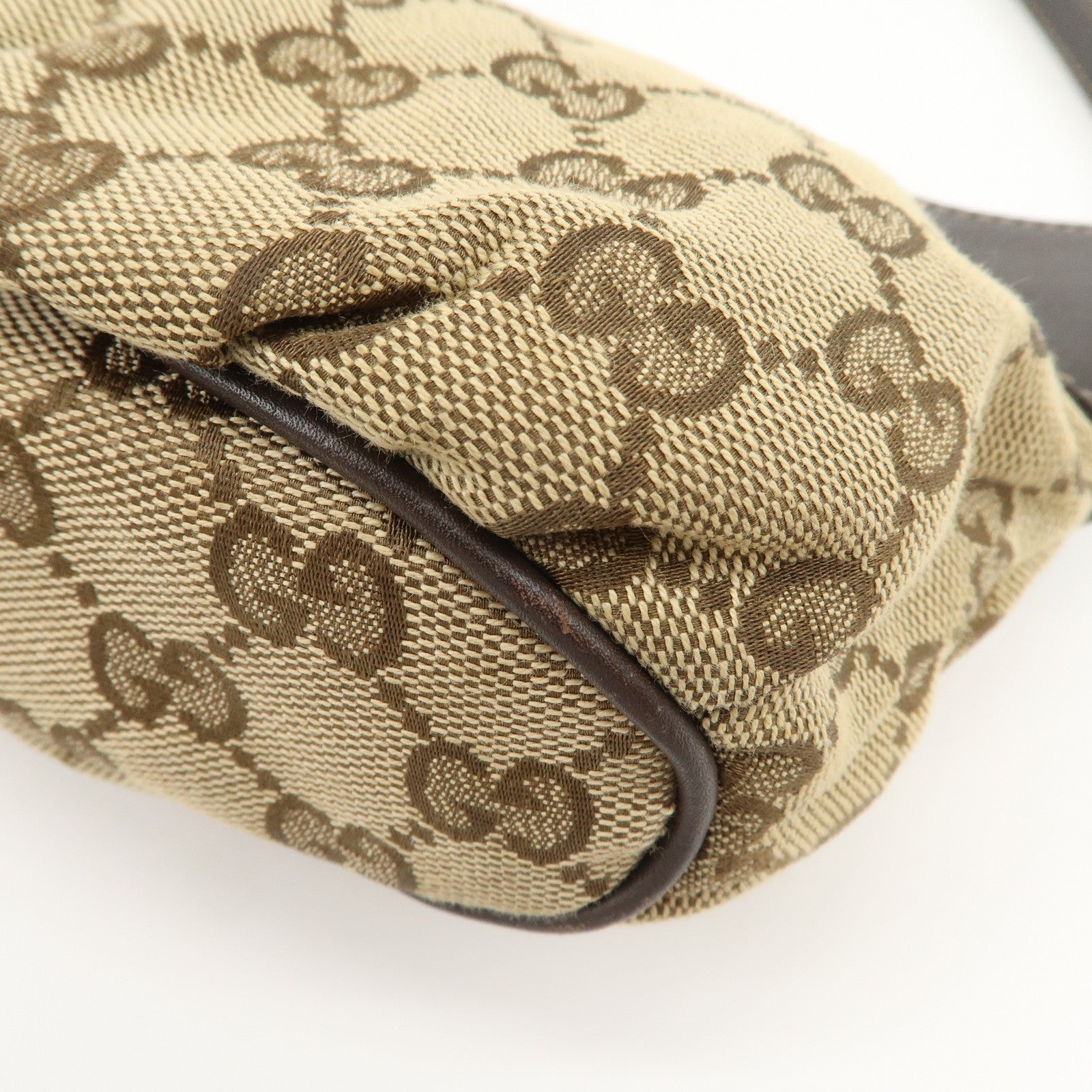 GUCCI Sherry Leather Accessory Poach Hand Bag Brown 224093