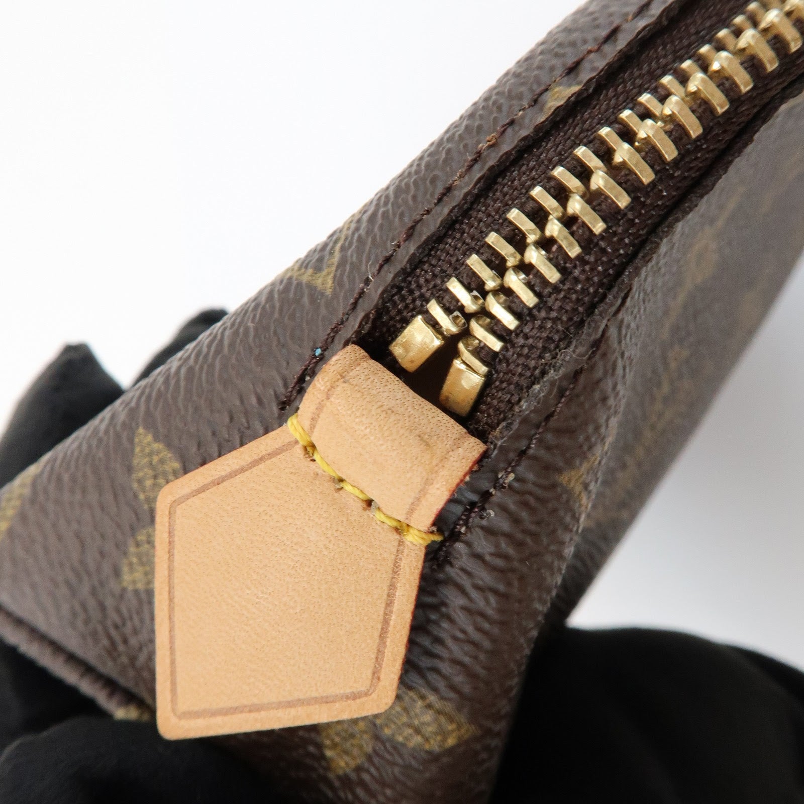 Louis Vuitton Monogram Pochette Cosmetic Pouch Brown M47515