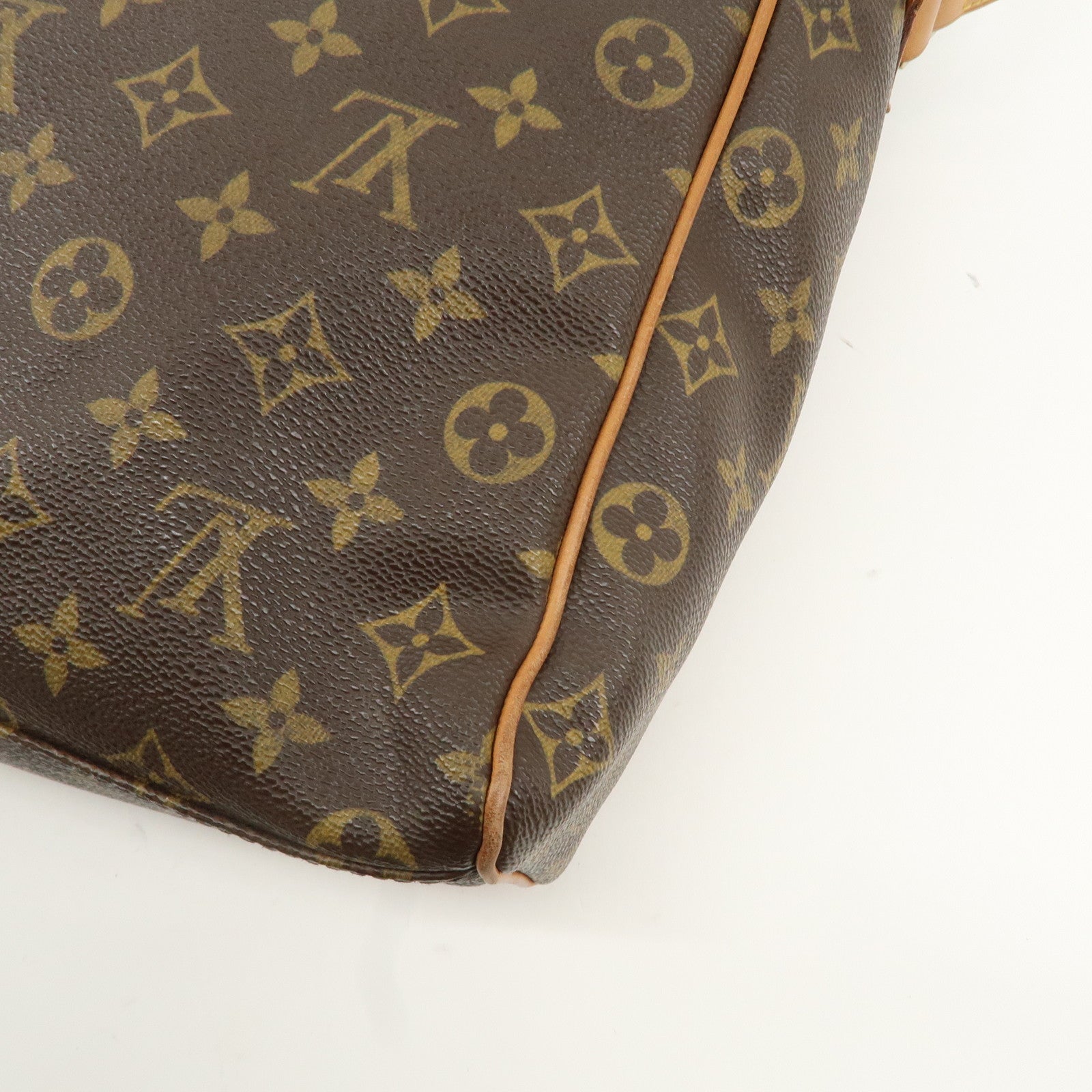 Louis Vuitton Monogram Abbesses Messenger Bag Hand Bag M45257 Used