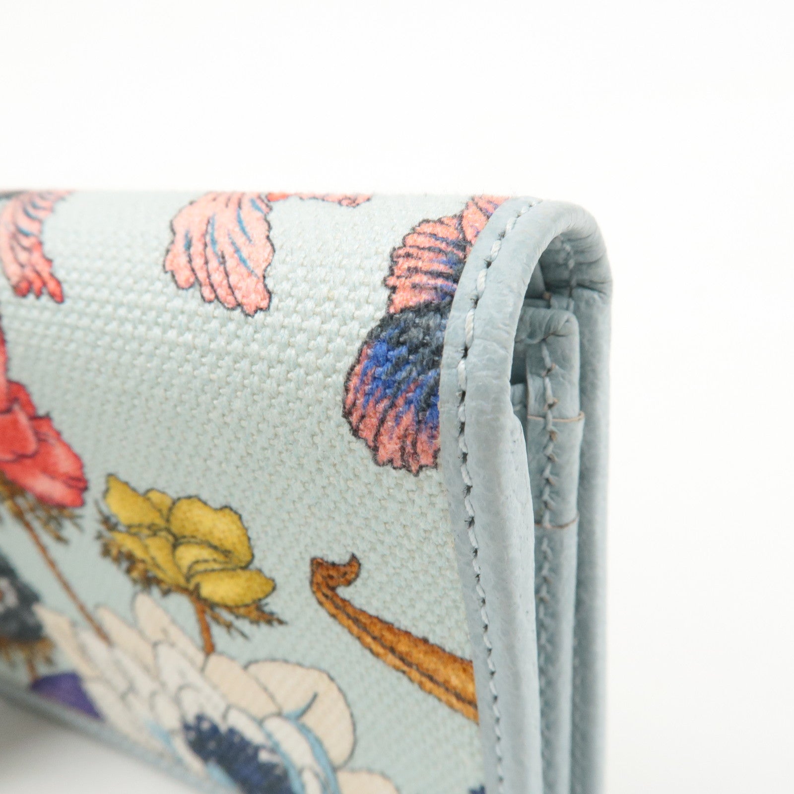 GUCCI GG Marmont Flora Canvas Leather Bi-fold Compact Wallet Used