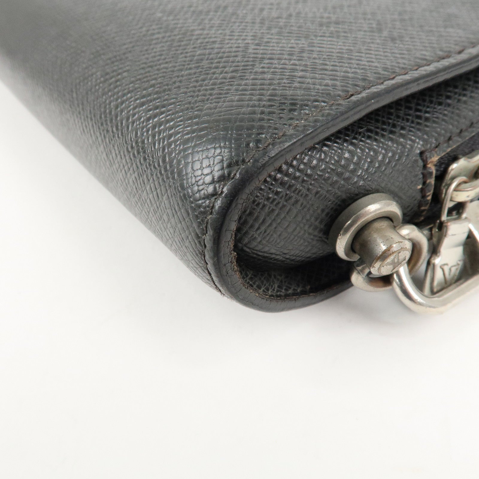 Louis Vuitton Taiga Baikal Clutch Bag Pouch Ardoise M30182 Used