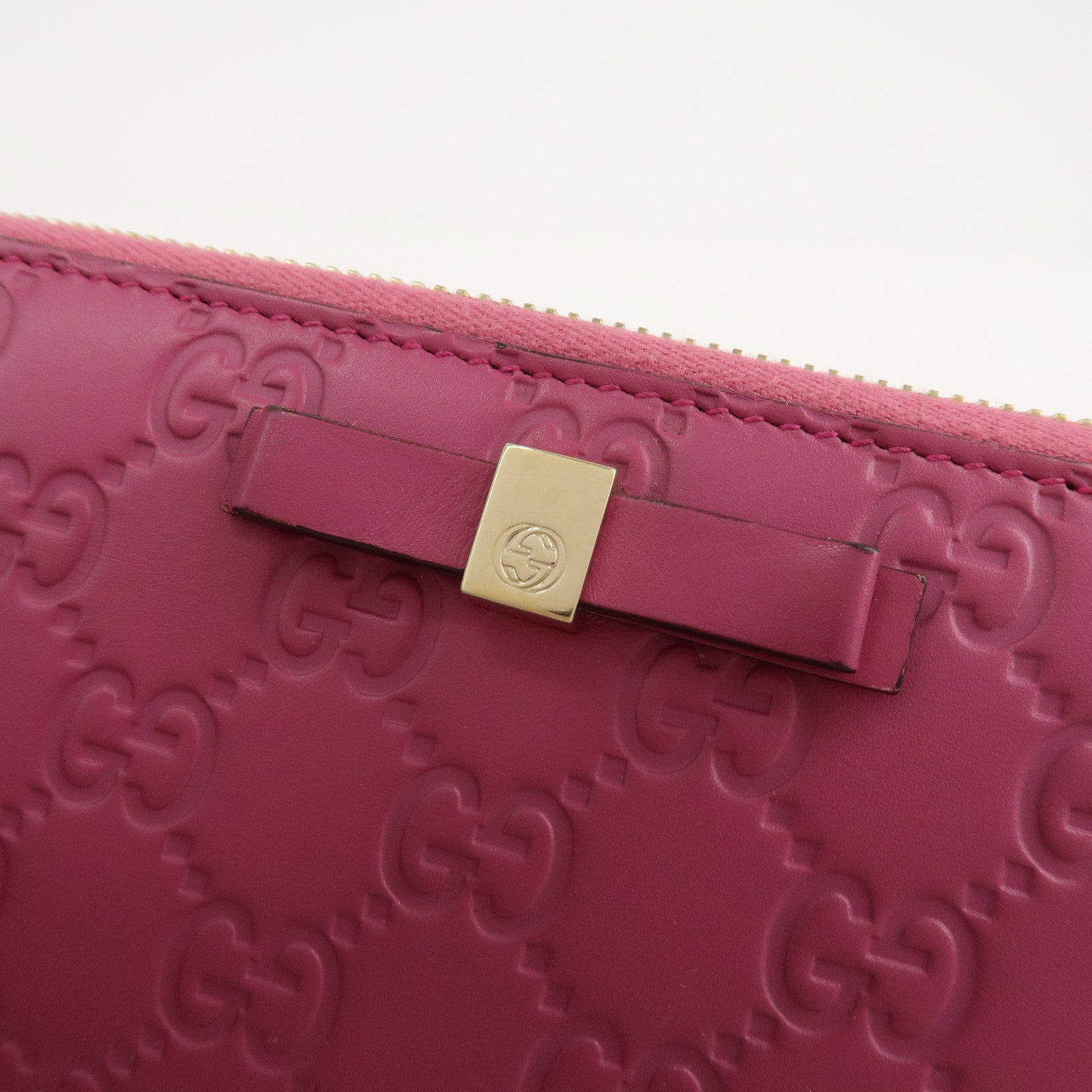 GUCCI Guccissima Interlocking G Round Zipper Wallet Ribbon 388680 Used