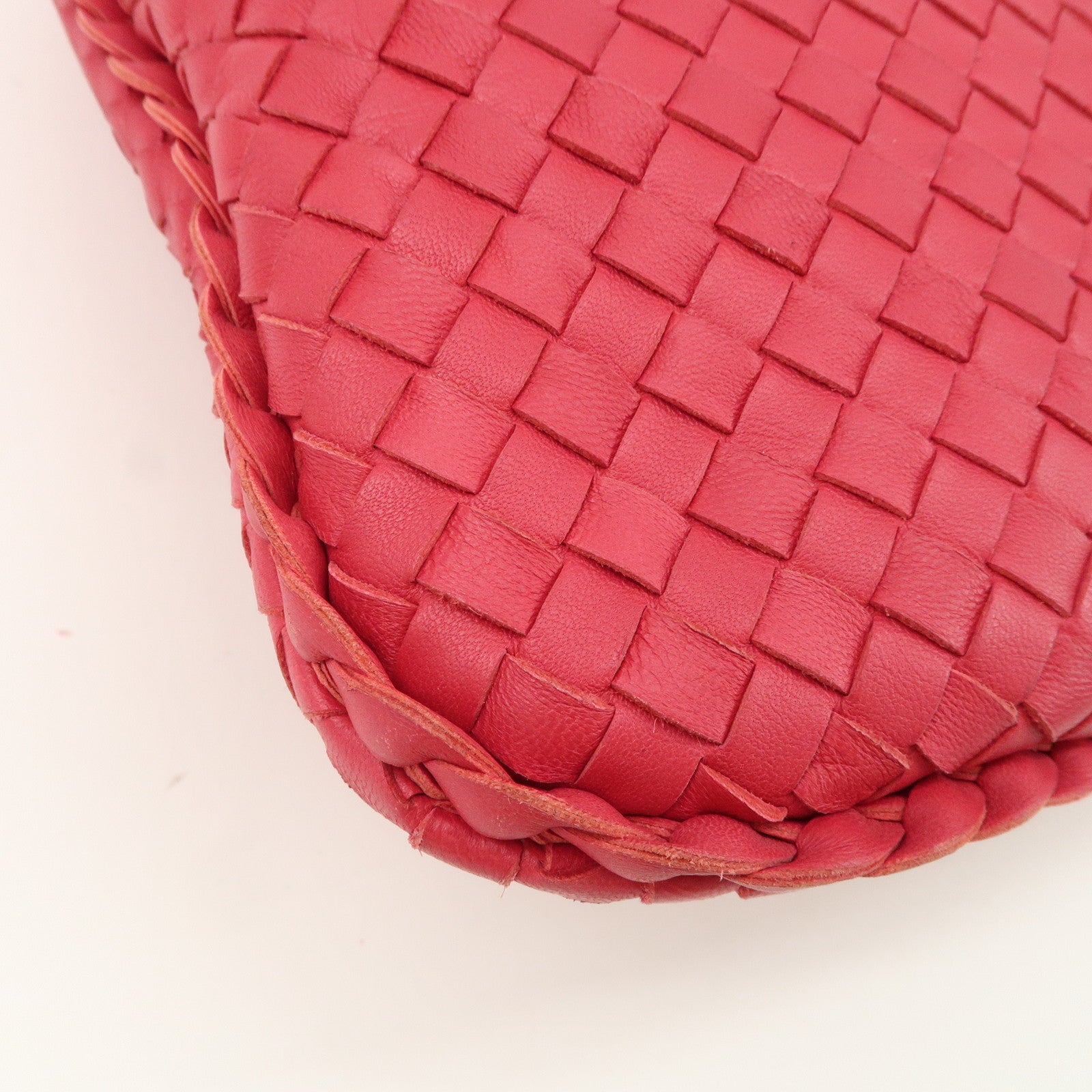 BOTTEGA VENETA Intrecciato Leather Shoulder Bag Red 115654 Used