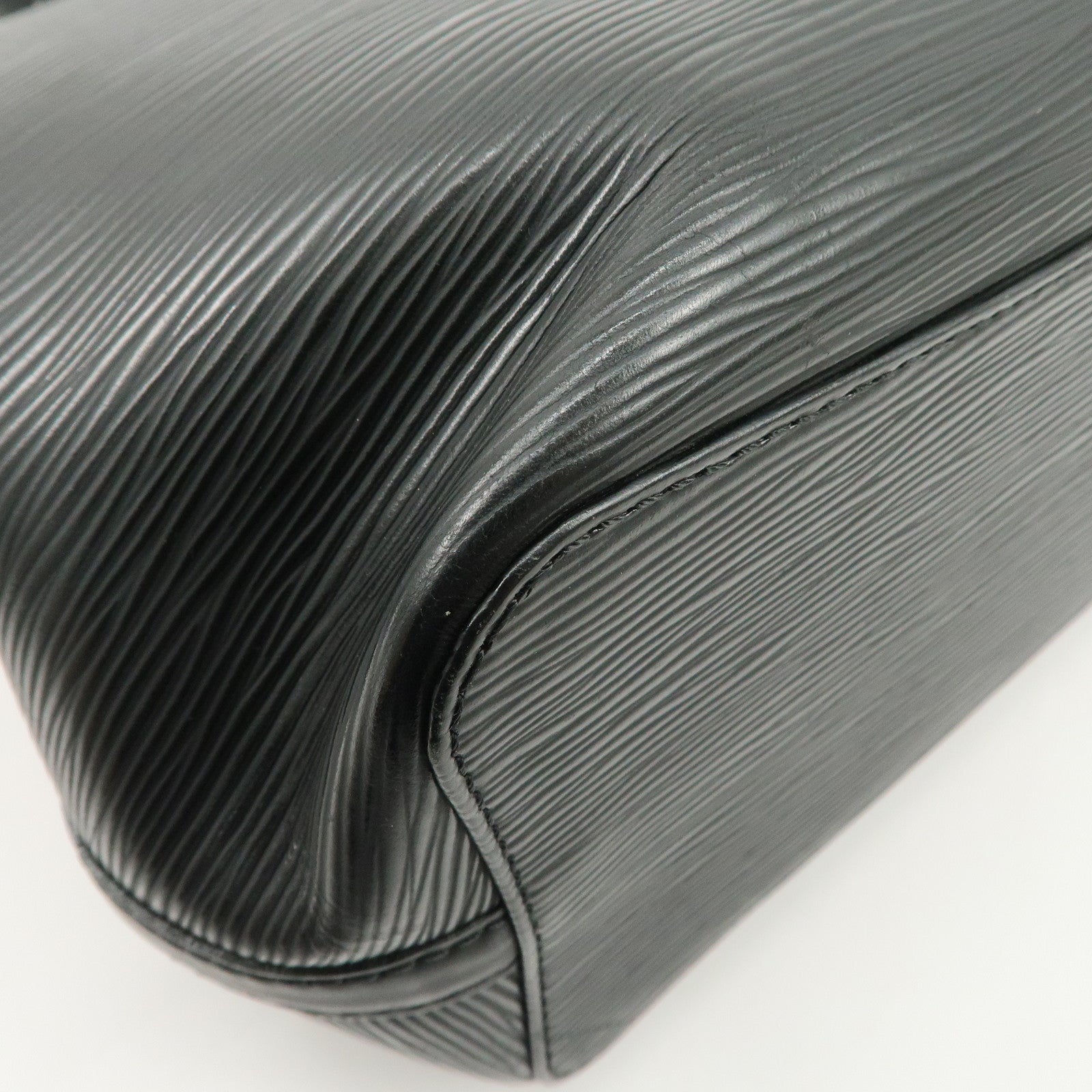 Louis Vuitton Epi Mandala MM Shoulder Bag Noir M58892 Used