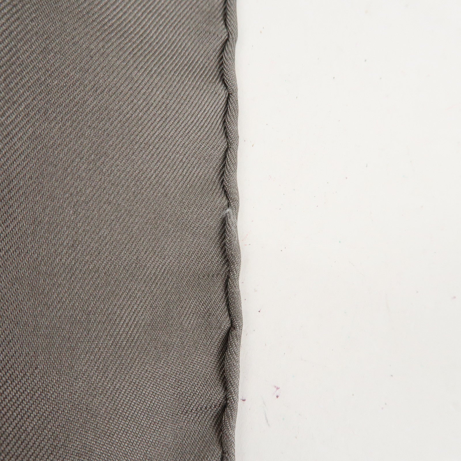HERMES Silk 100% Carre 90 ALOHA Beige White Gray Used