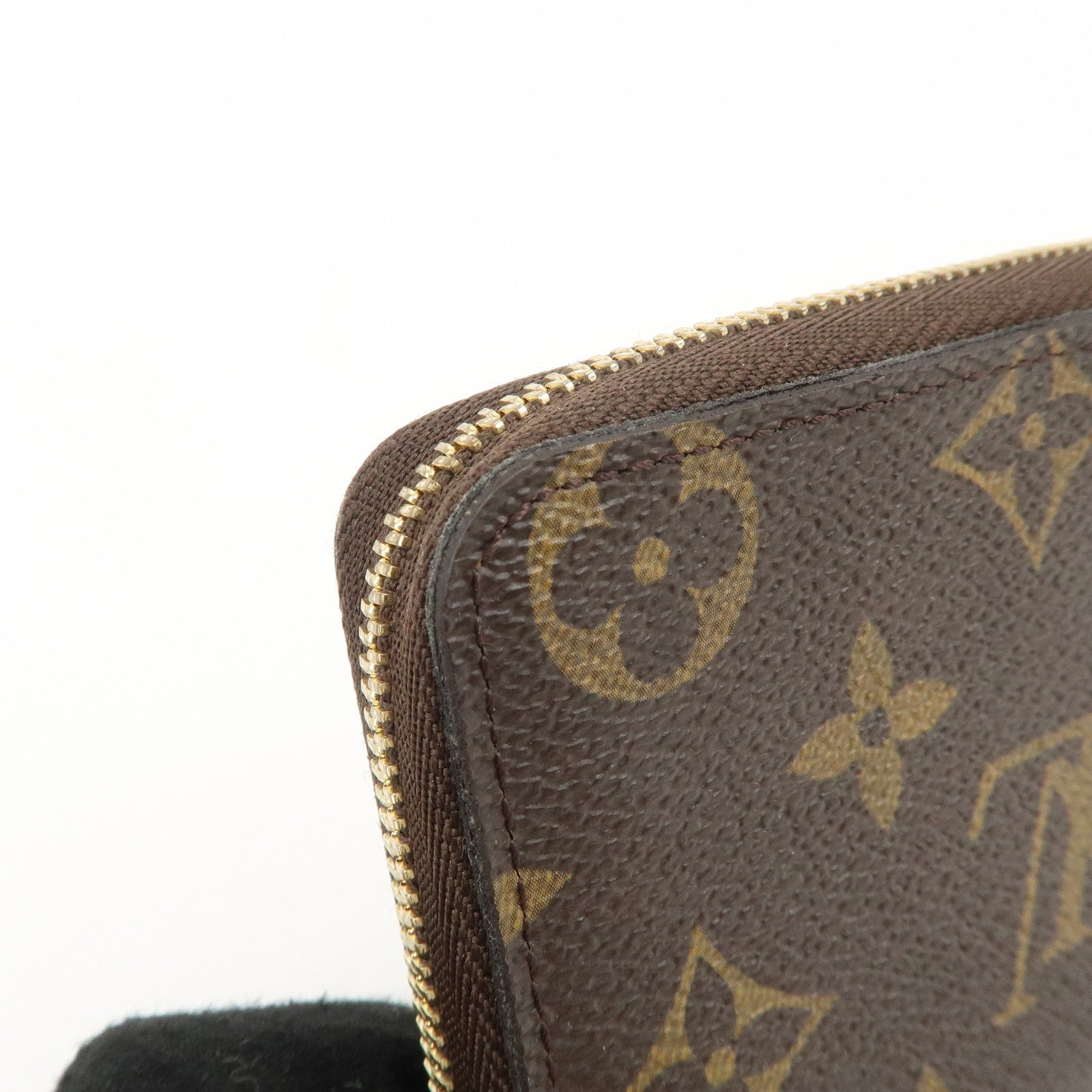 Louis Vuitton Monogram Zippy Coin Purse Wallet Vivienne M81629 Used