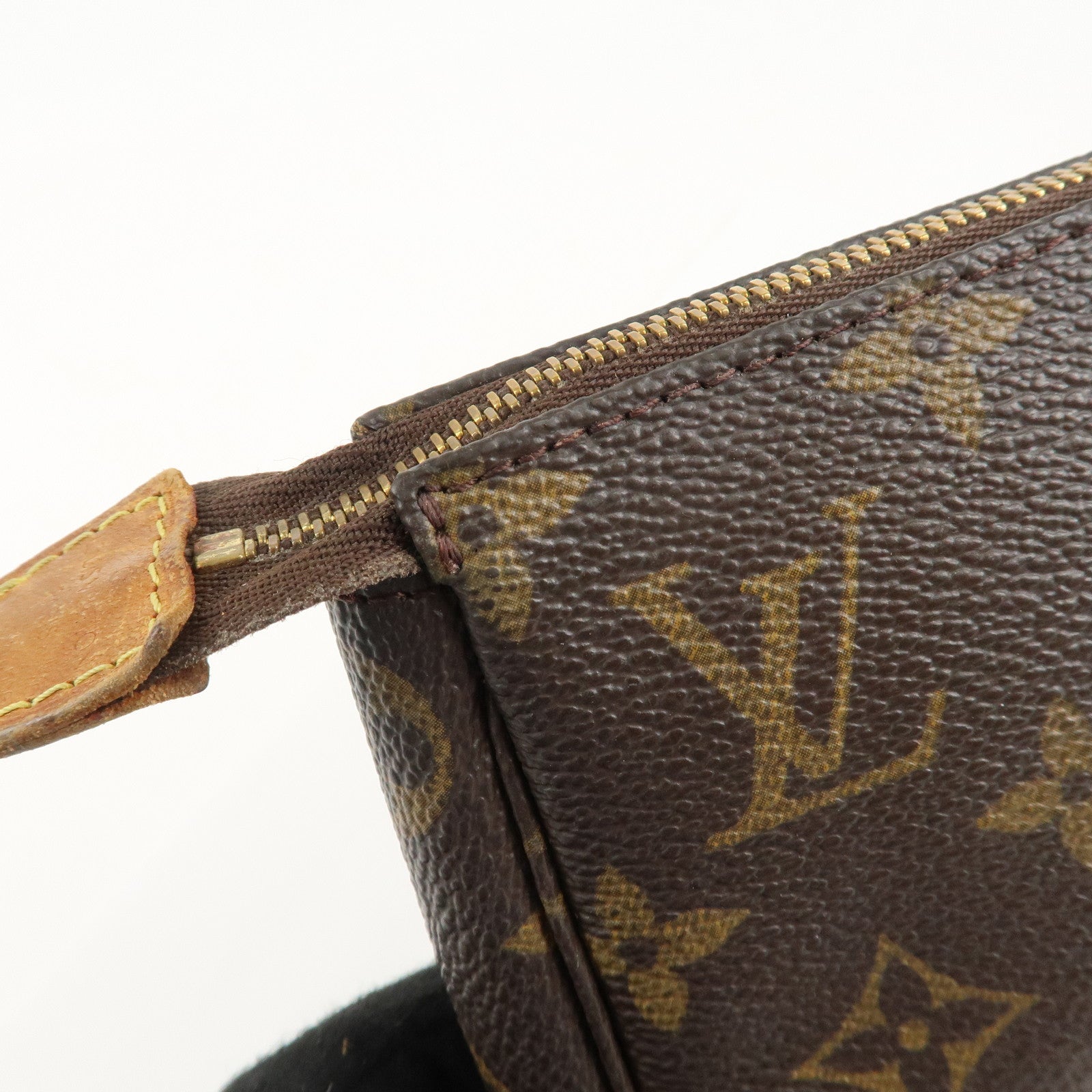 Louis Vuitton Monogram Pochette Accessoires Pouch M51980 Used