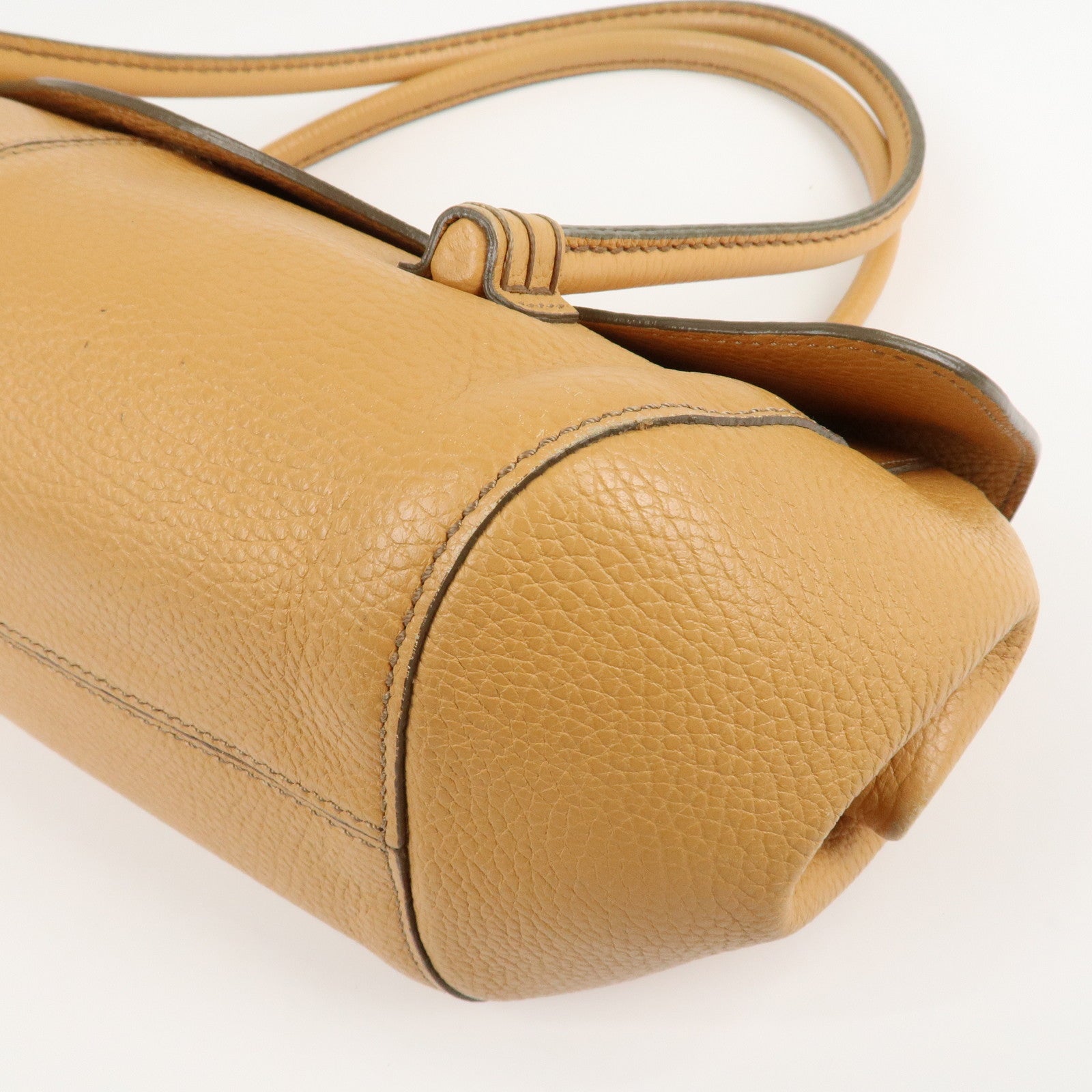TOD’S Leather One-shoulder Bag Shoulder Bag Hand Bag Brown Used