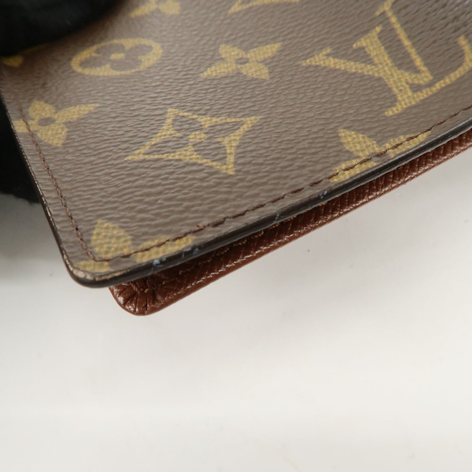 Louis Vuitton Monogram Tri- Fold Card Case Brown M61731 Used