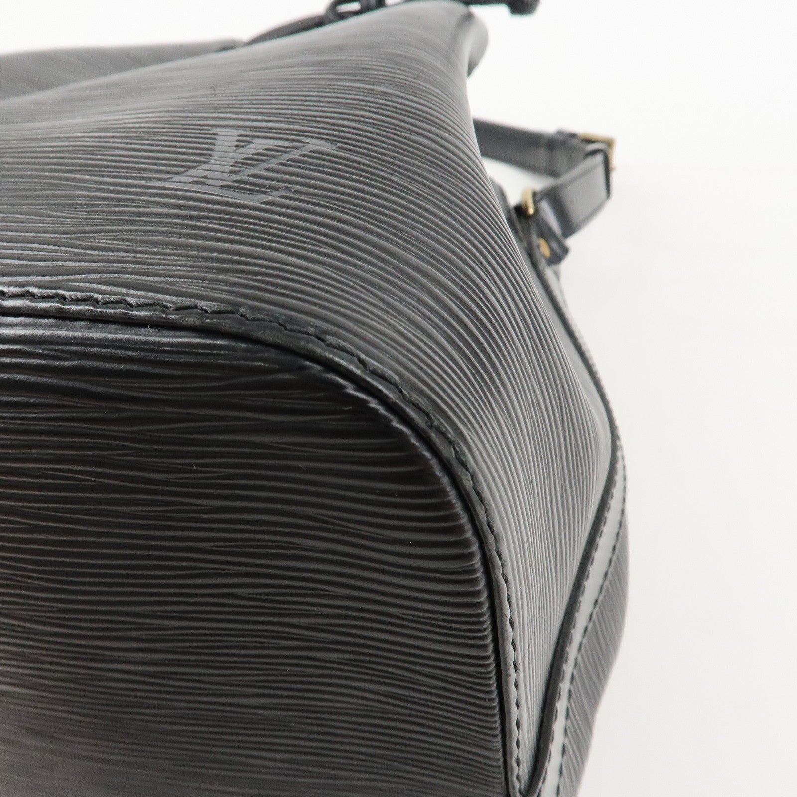 Louis Vuitton Epi Petit Noe Shoulder Bag Noir Black M59212 Used