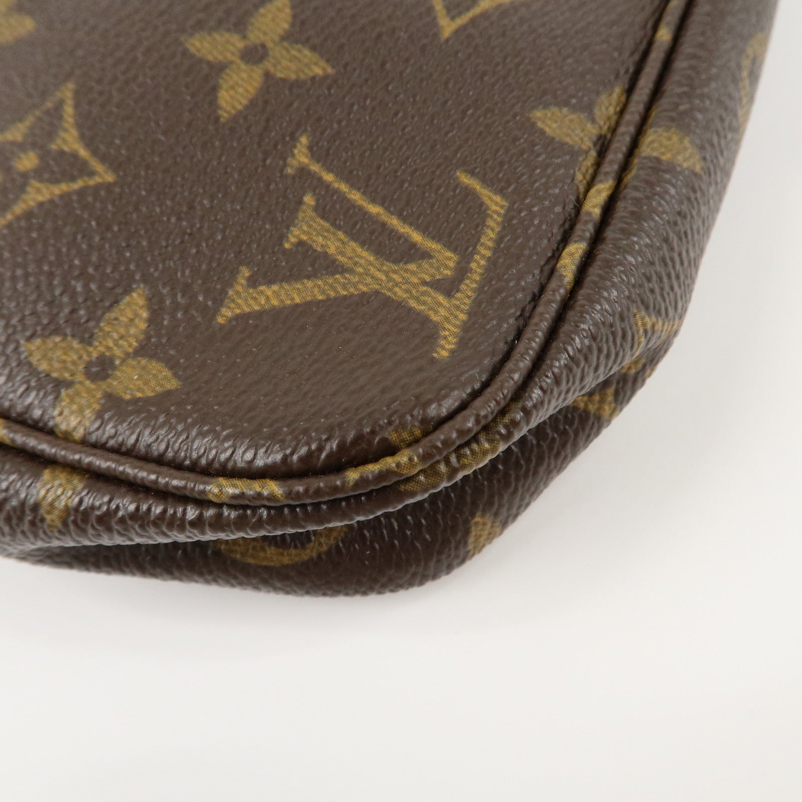 Louis Vuitton Monogram Pochette Accessoires Pouch M51980 Used