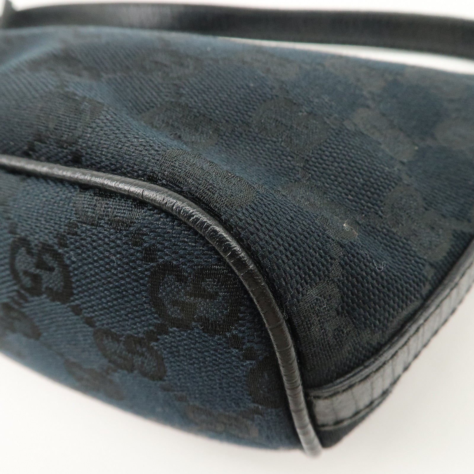 GUCCI Sherry GG Canvas Leather Hand Bag Accessorie Pouch 141809 Used