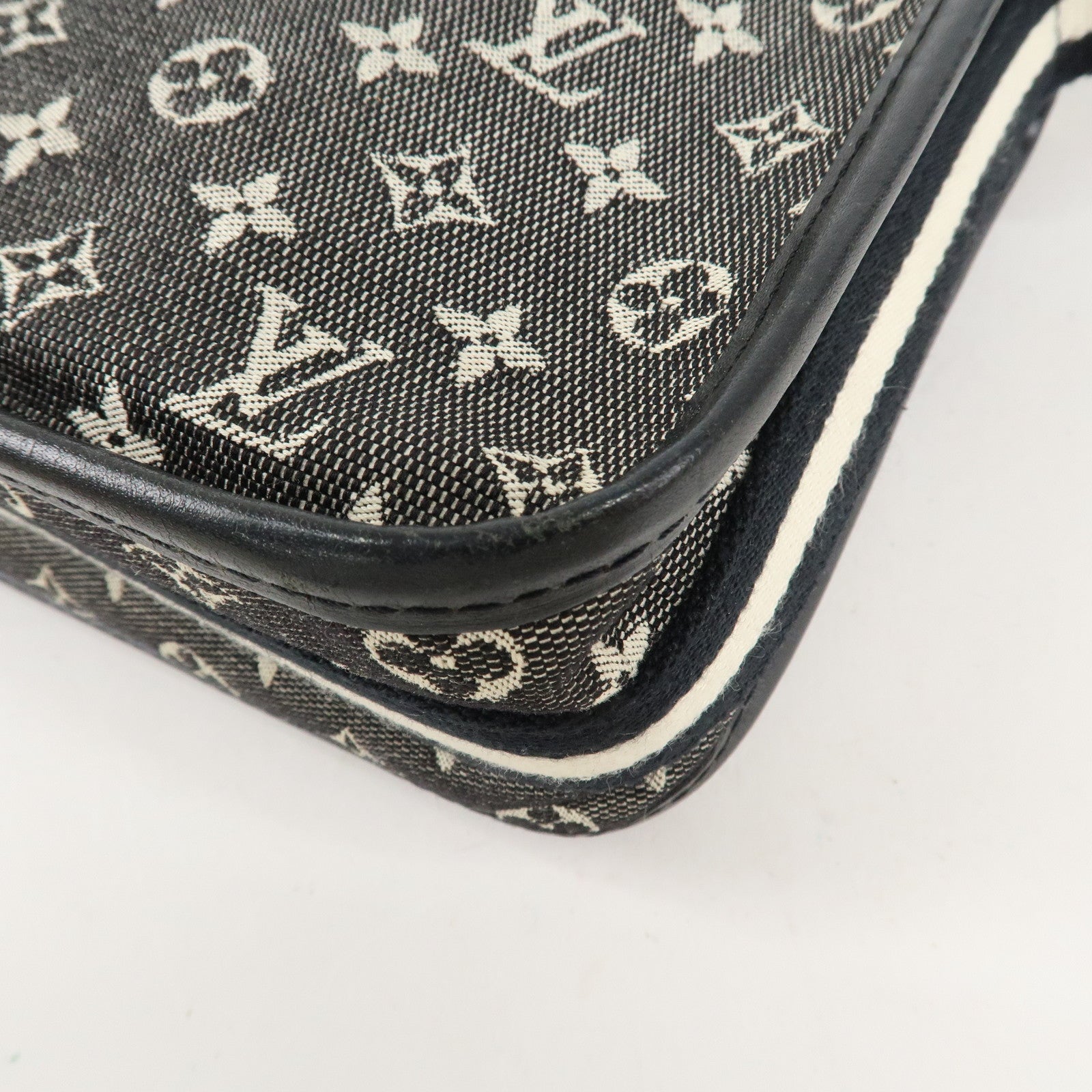 Louis Vuitton Monogram Mini Pochette Catrine Noir M92334 Used