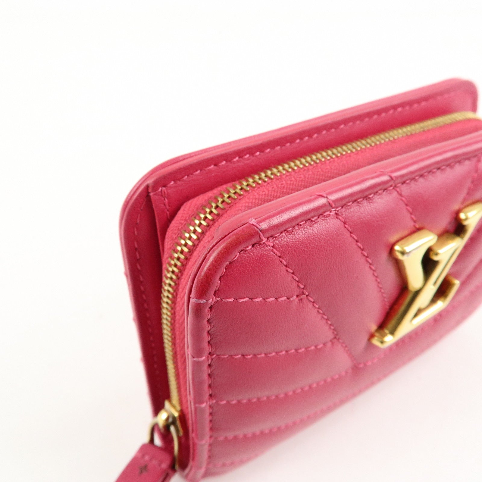 Louis Vuitton New Wave Leather Bi-Fold Compact Wallet Freesia Pink Used