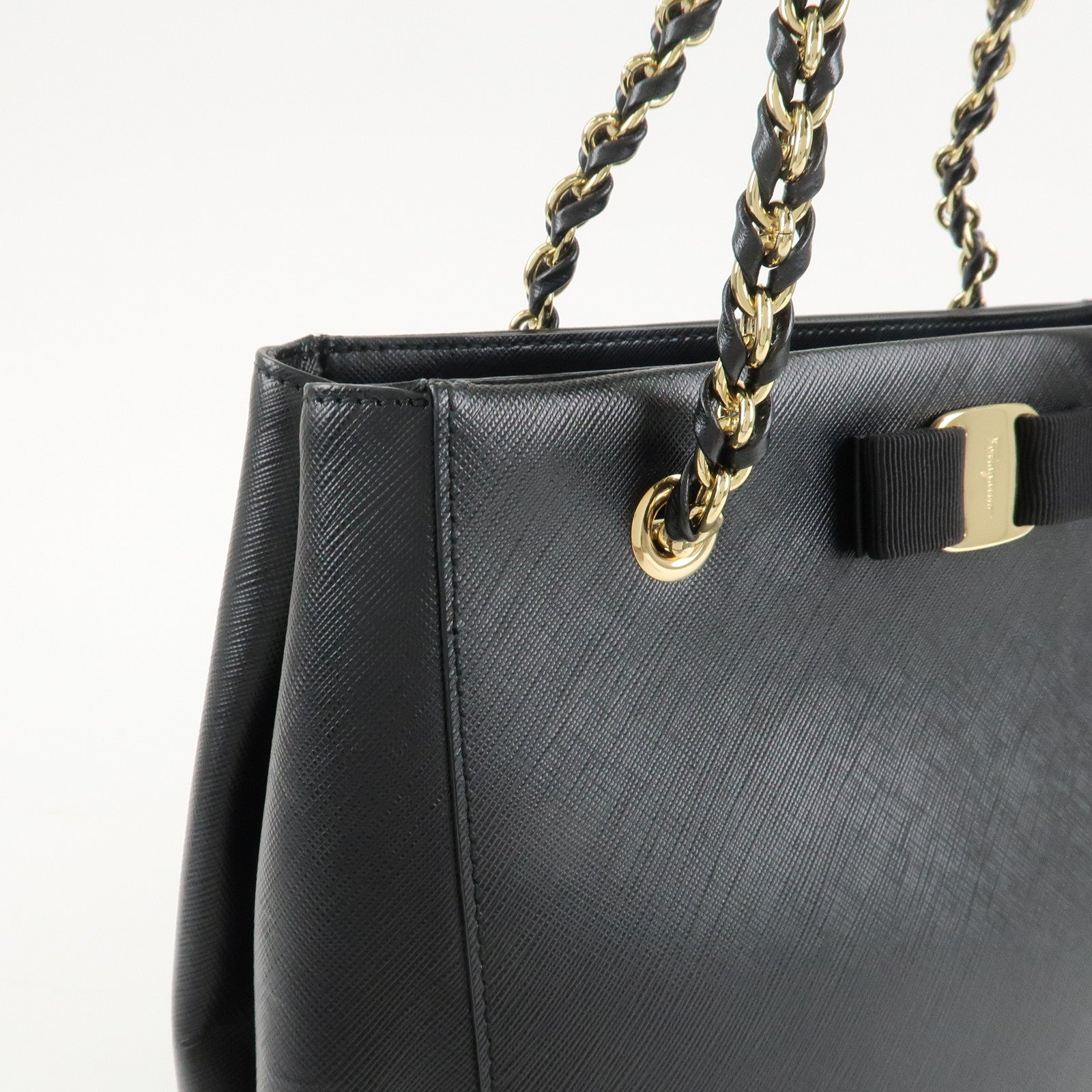 Ferragamo Vara Ribbon Chain Tote Bag Shoulder Bag Black Gold HDW Used