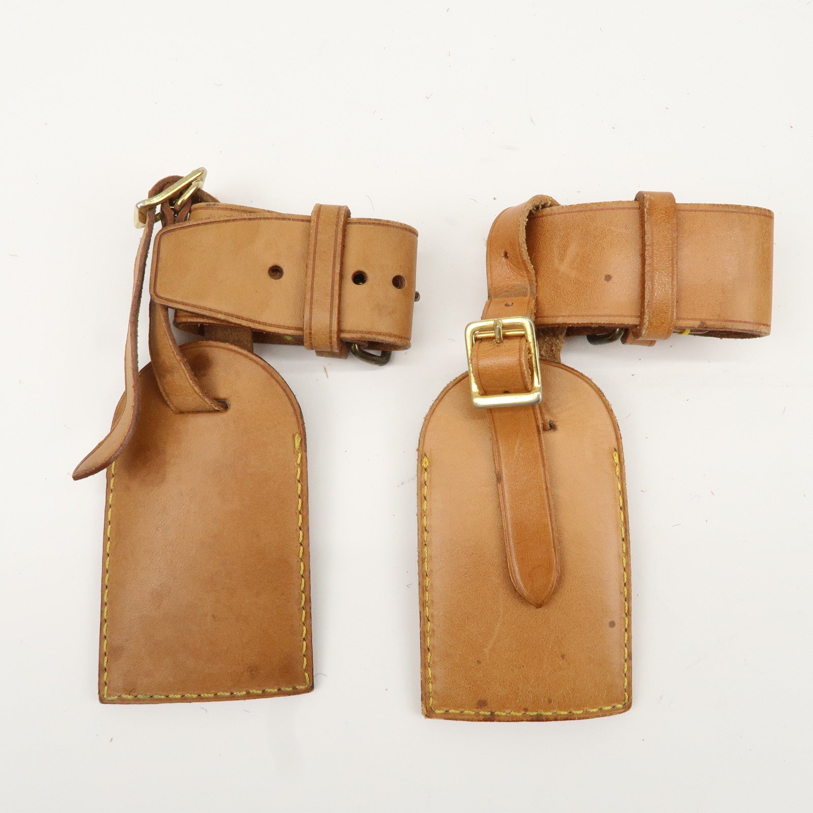 Louis Vuitton Set of 10 Leather Name Tag & Poignet Natural Used