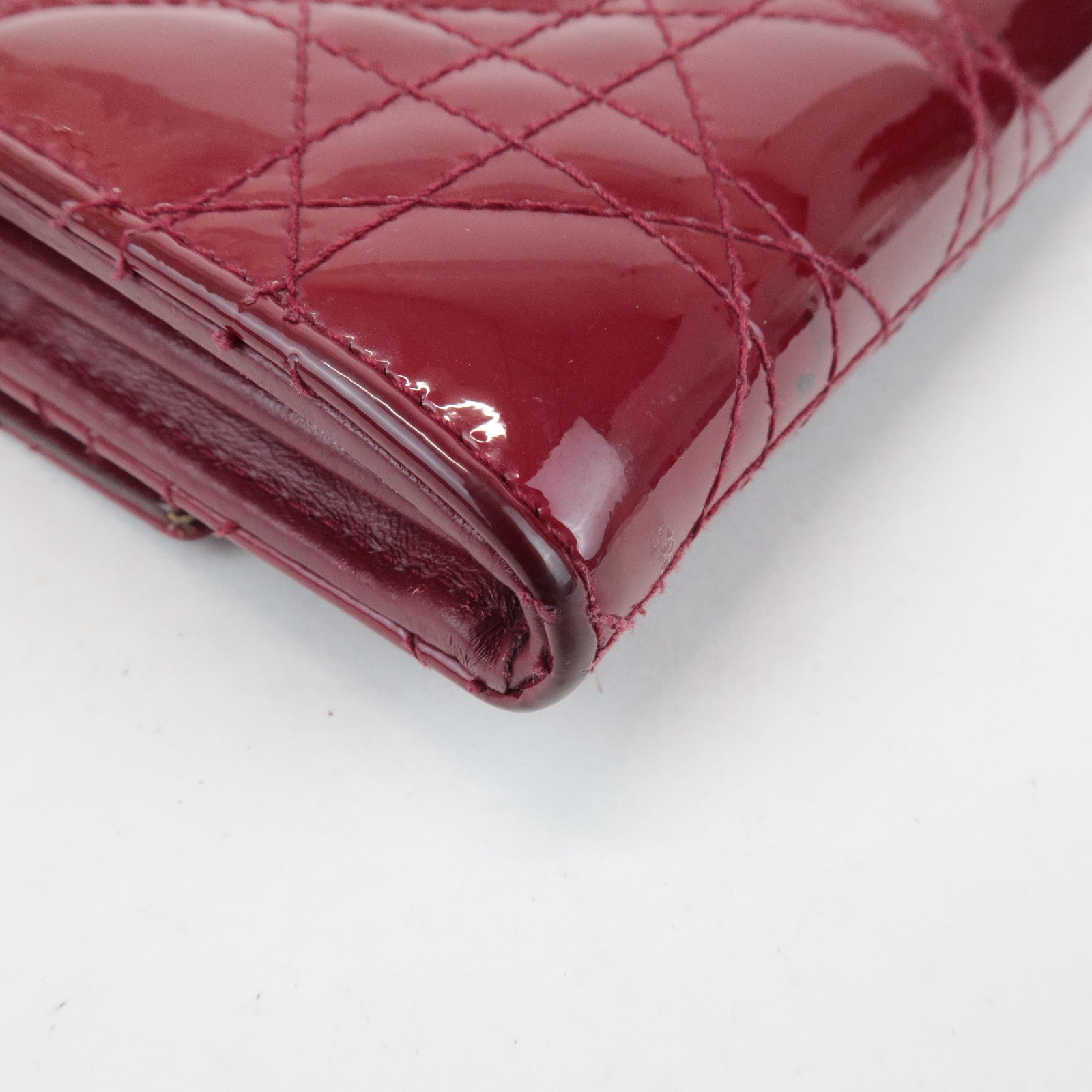 Christian Dior Lady Dior Cannage Patent Leather Chain Wallet Used