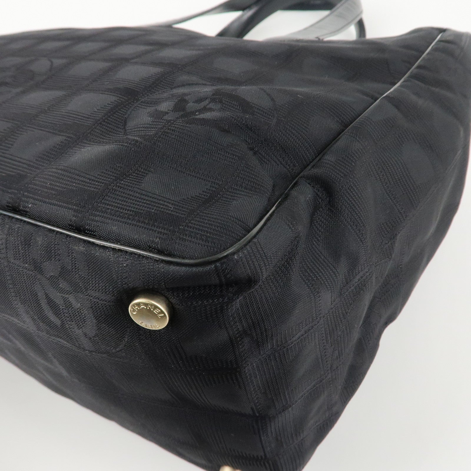 CHANEL New Travel Line Nylon Jacquard Leather Tote Bag MM Black A15991 Used