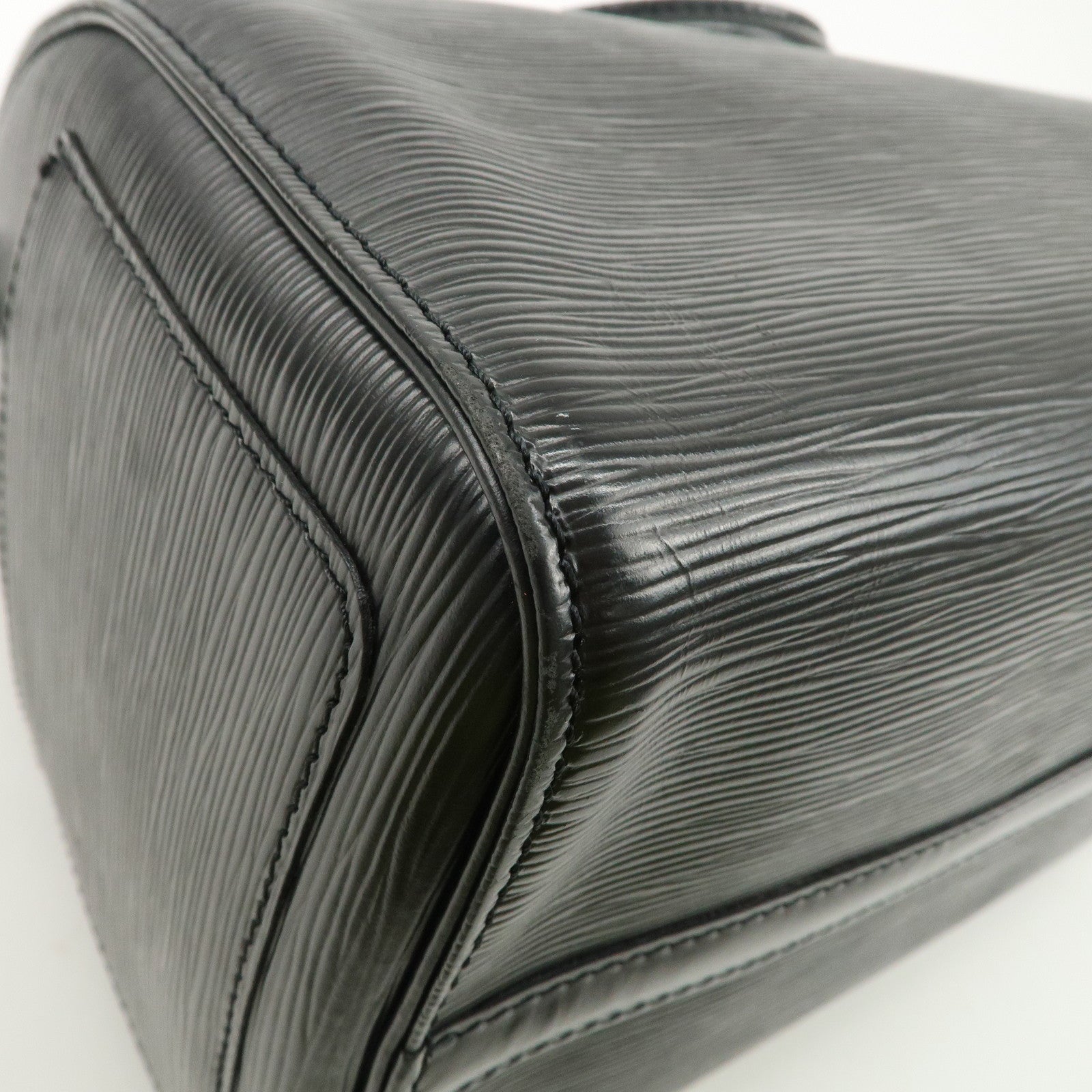 Louis Vuitton Epi Speedy 30 Leather Hand Bag Black M59022 Used
