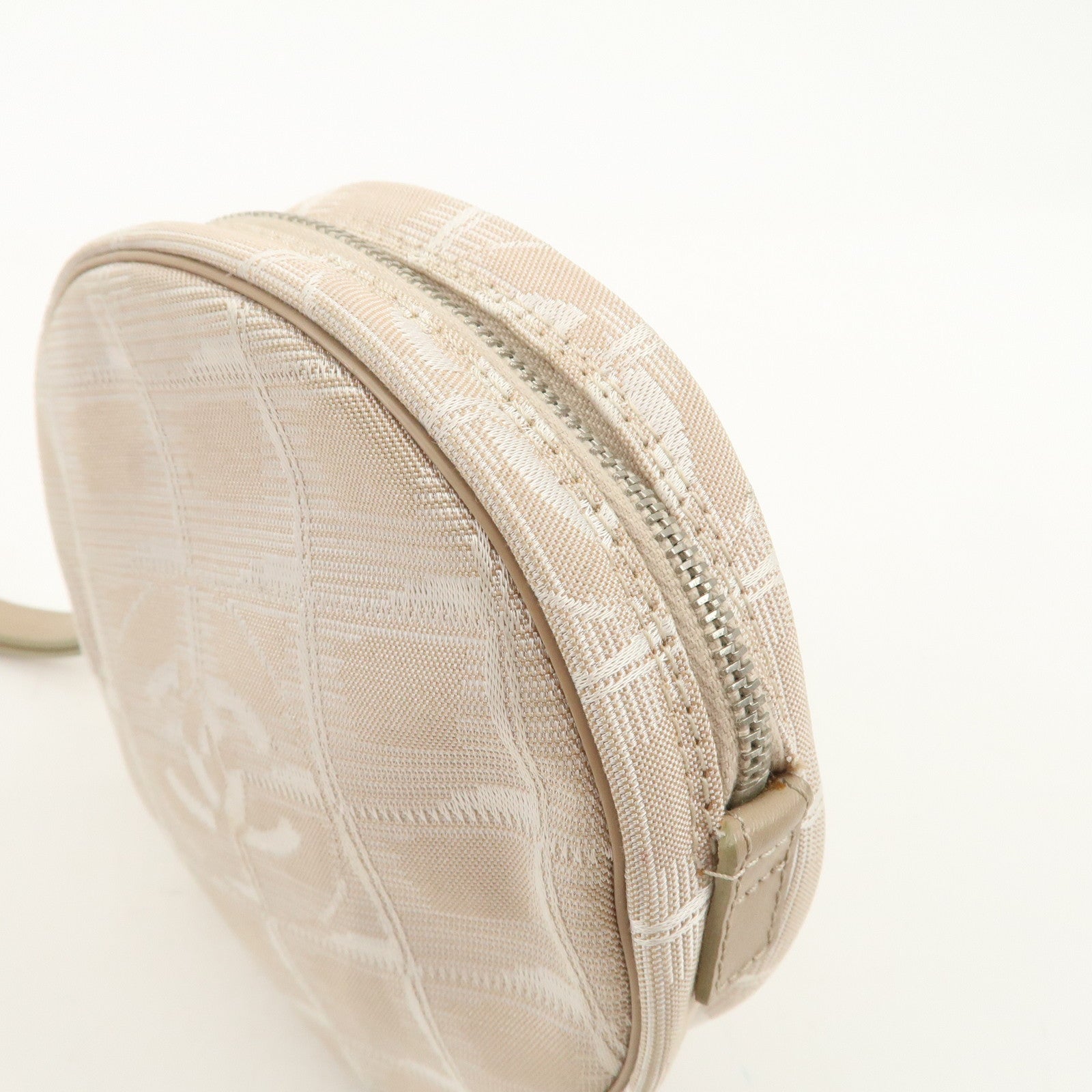 CHANEL New Travel Line Nylon Jacquard Leather Round Pouch T9951S Used