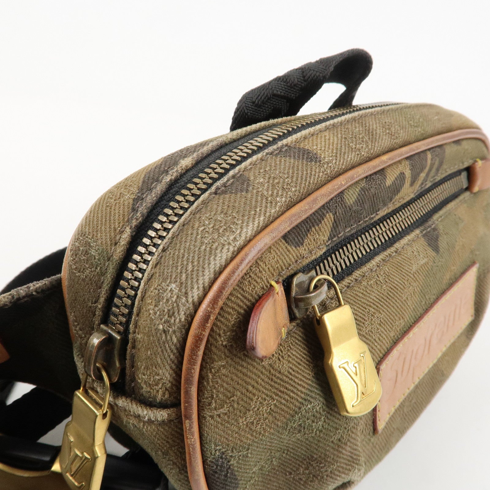 Louis Vuitton Monogram Camouflage SUPREME 2017 Bum Bag PM N44202 Used
