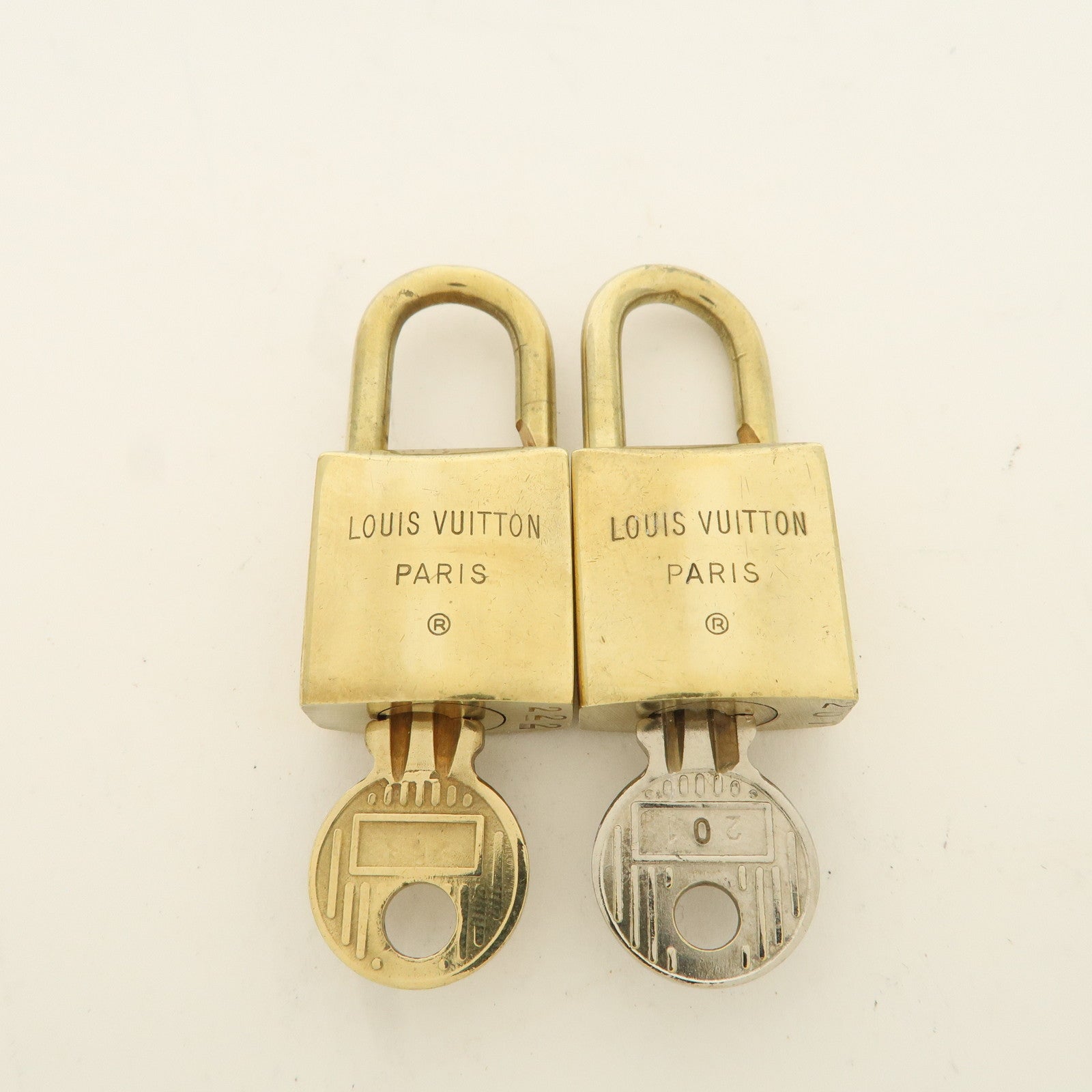 Louis Vuitton Set of 10 Lock & Key Cadena Key Lock Used