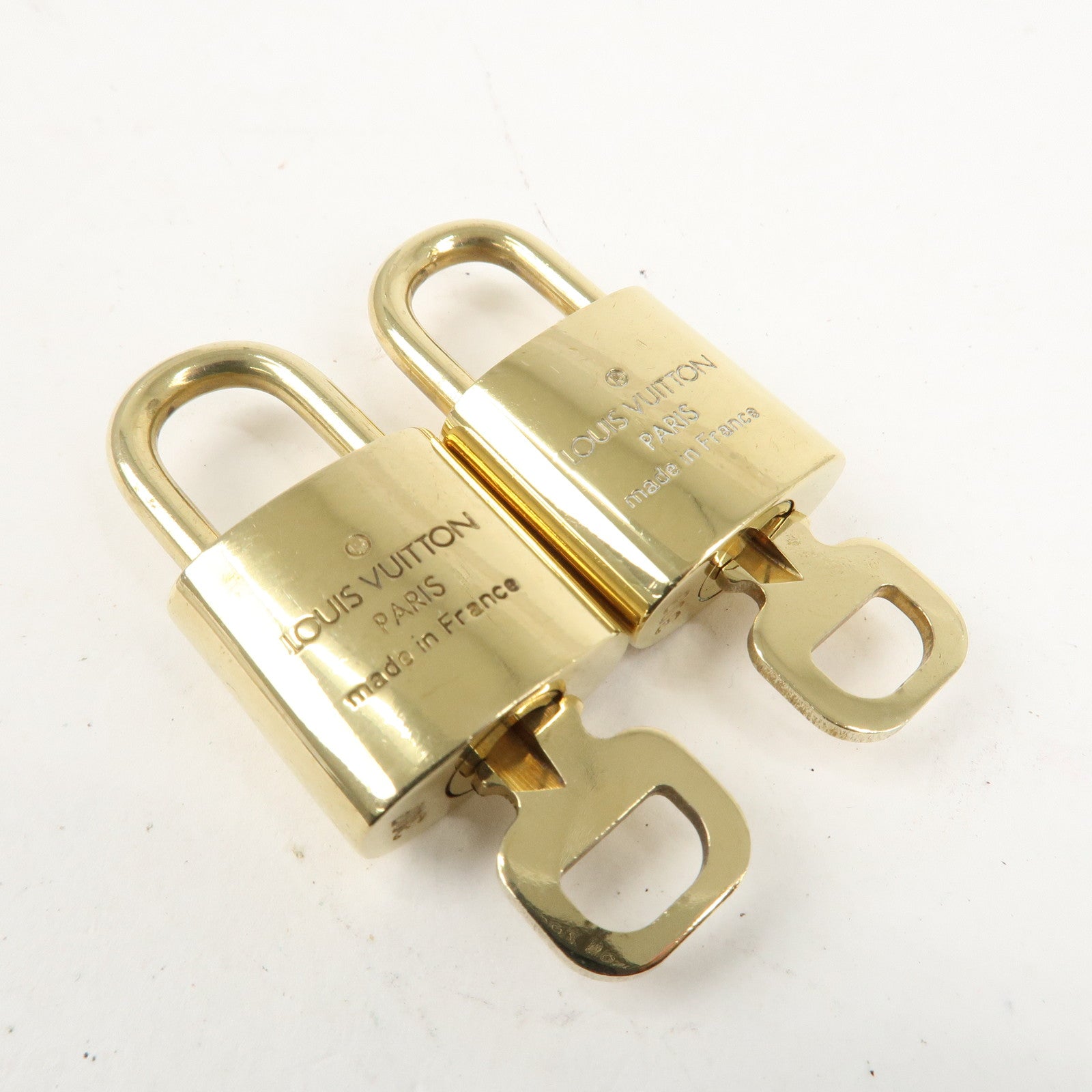 Louis Vuitton Set of 10 Lock & Key Cadena Key Lock Metal Gold Used