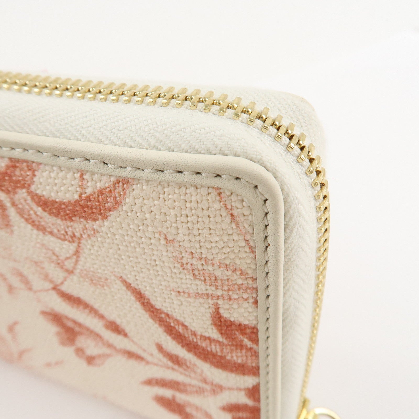 GUCCI GG Marmont Canvas Leather Floral Pattern Round Zipper Wallet Used