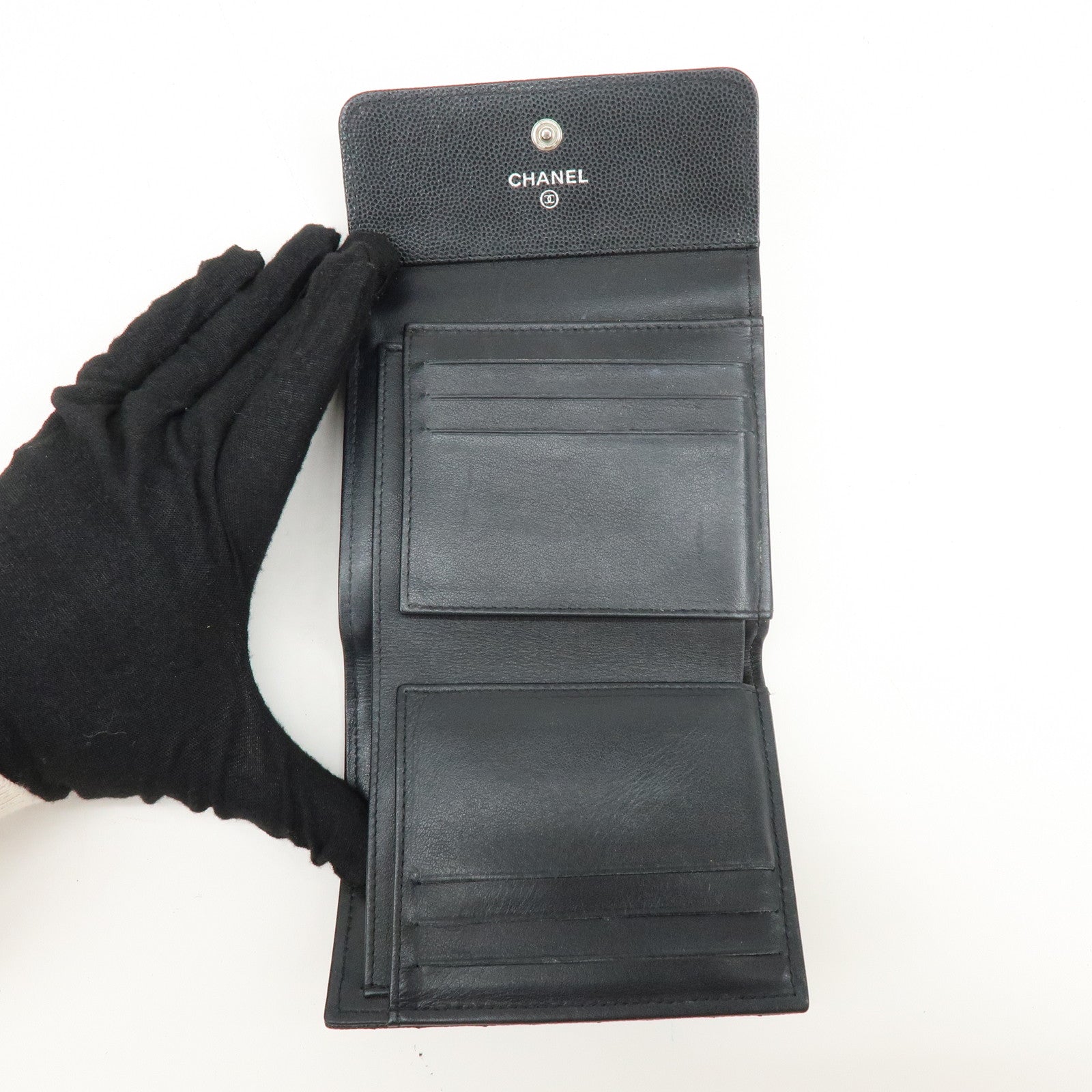 CHANEL Boy CHANEL Cavairskin Flap Compact Wallet Black A80734