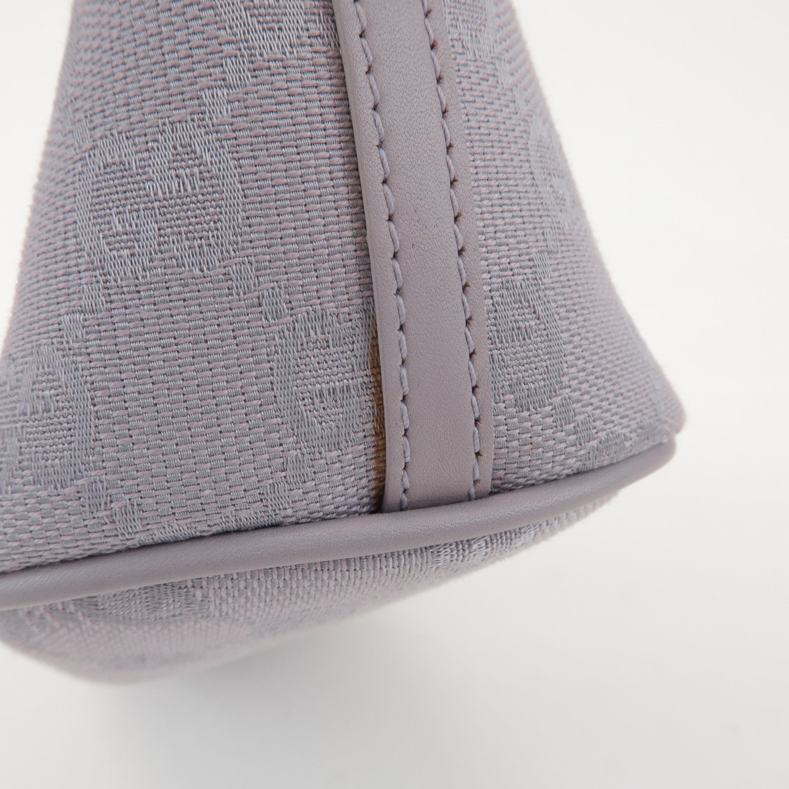 GUCCI Boat Bag GG Canvas Leather Hand Bag Pouch Light Purple 07198