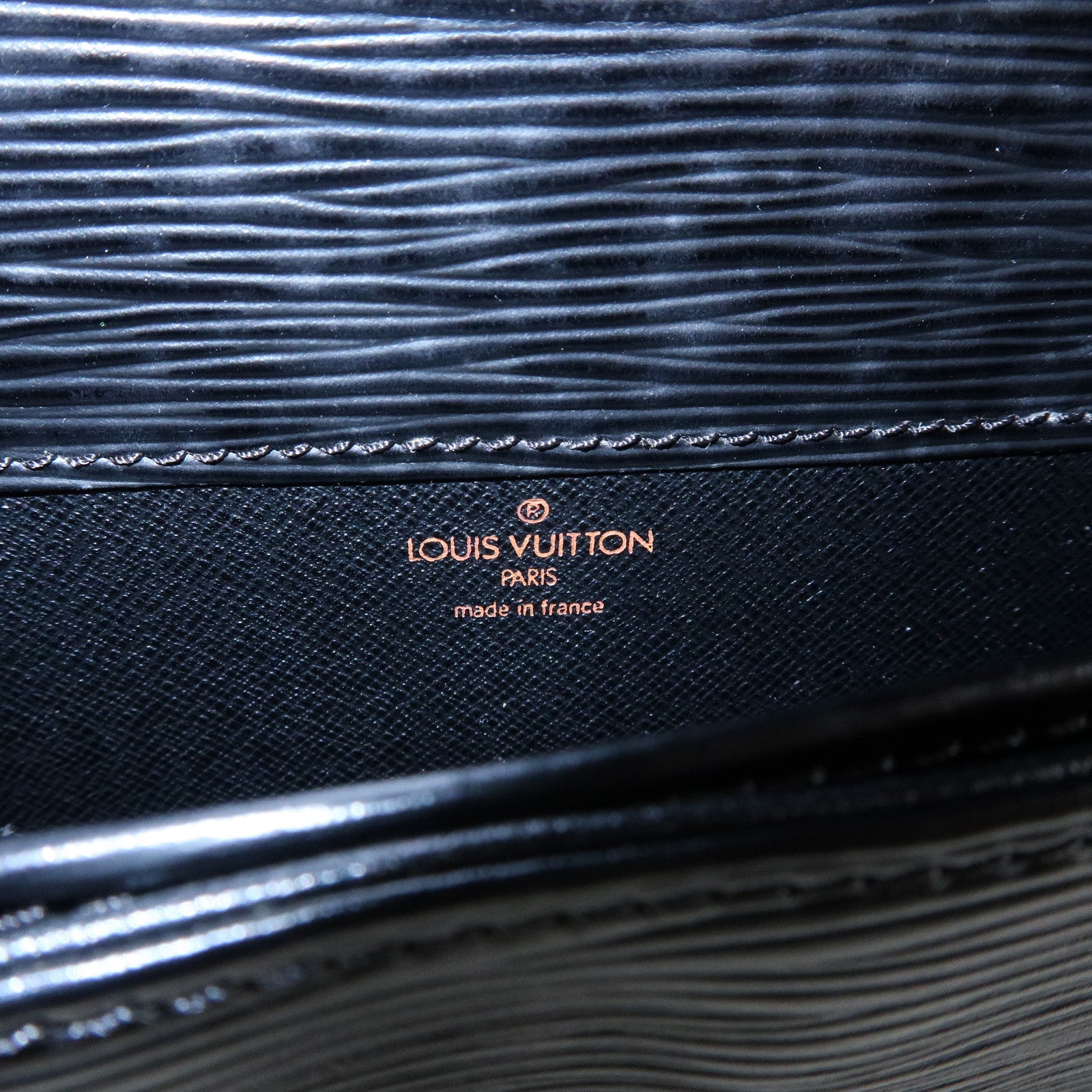 Louis Vuitton Epi Leather Cartouchiere Shoulder Bag Noir M52242