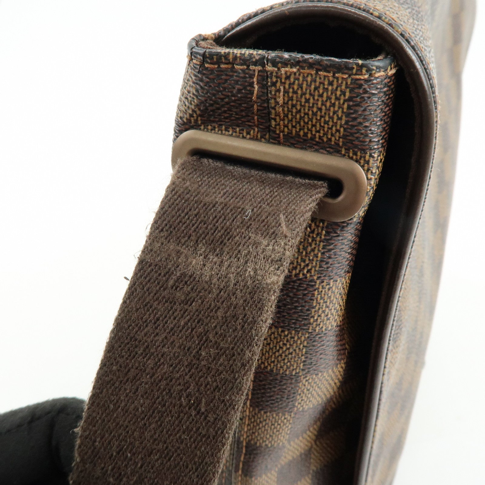 Louis Vuitton Damier Ebene Brooklyn Messenger Bag N51211