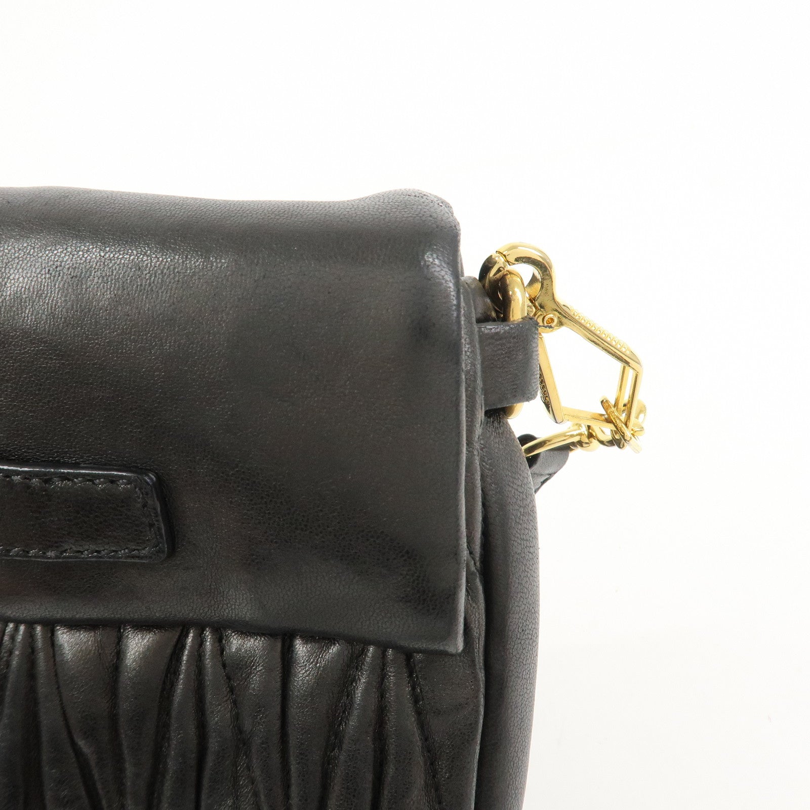 MIU MIU Matelasse Logo Leather Shoulder Bag Black RP0385