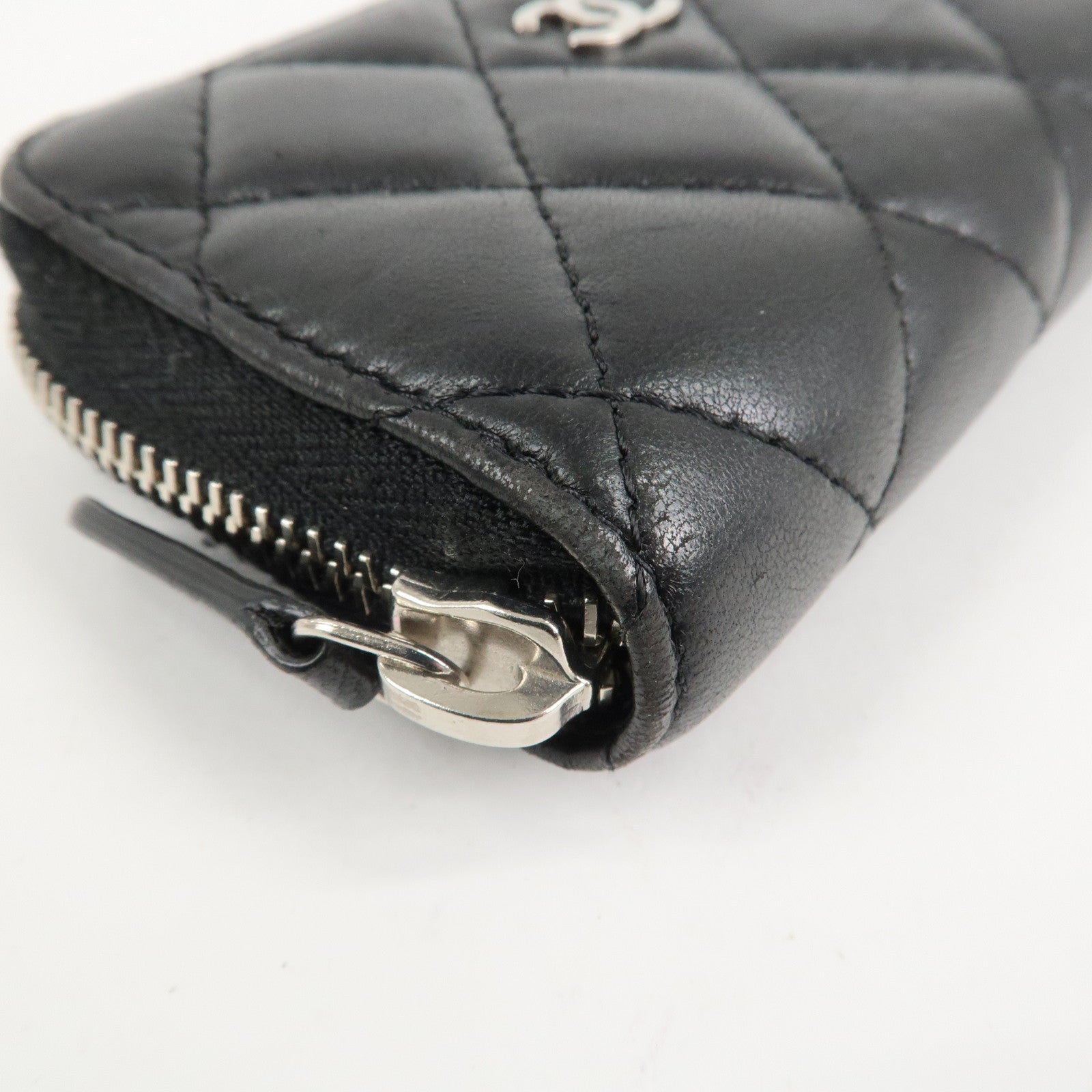 CHANEL Matelasse Lamb Skin Classic Zippy Coin Case Black AP0216 Used